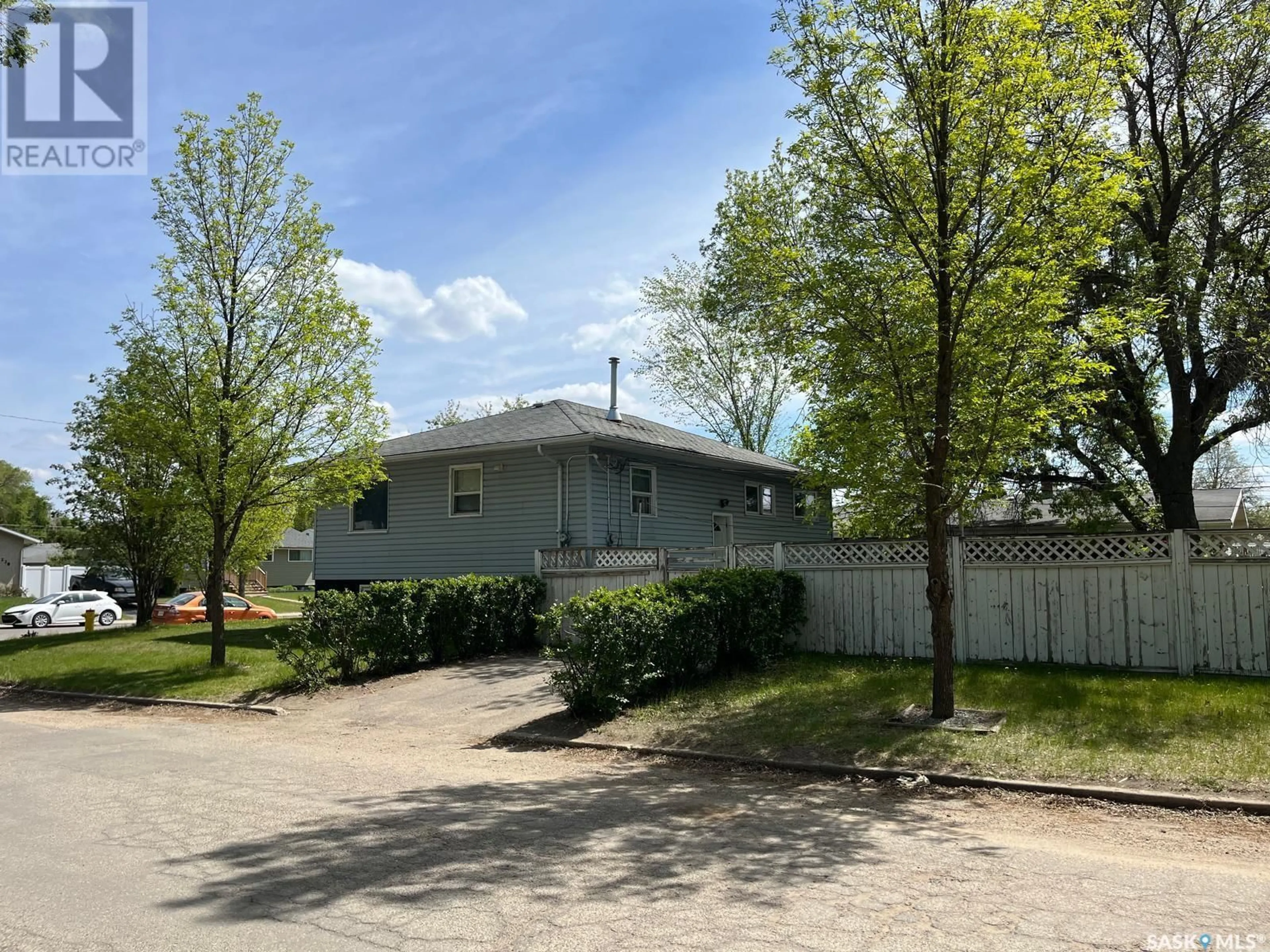 Unknown for 237 WITNEY AVENUE, Saskatoon Saskatchewan S7L3M2