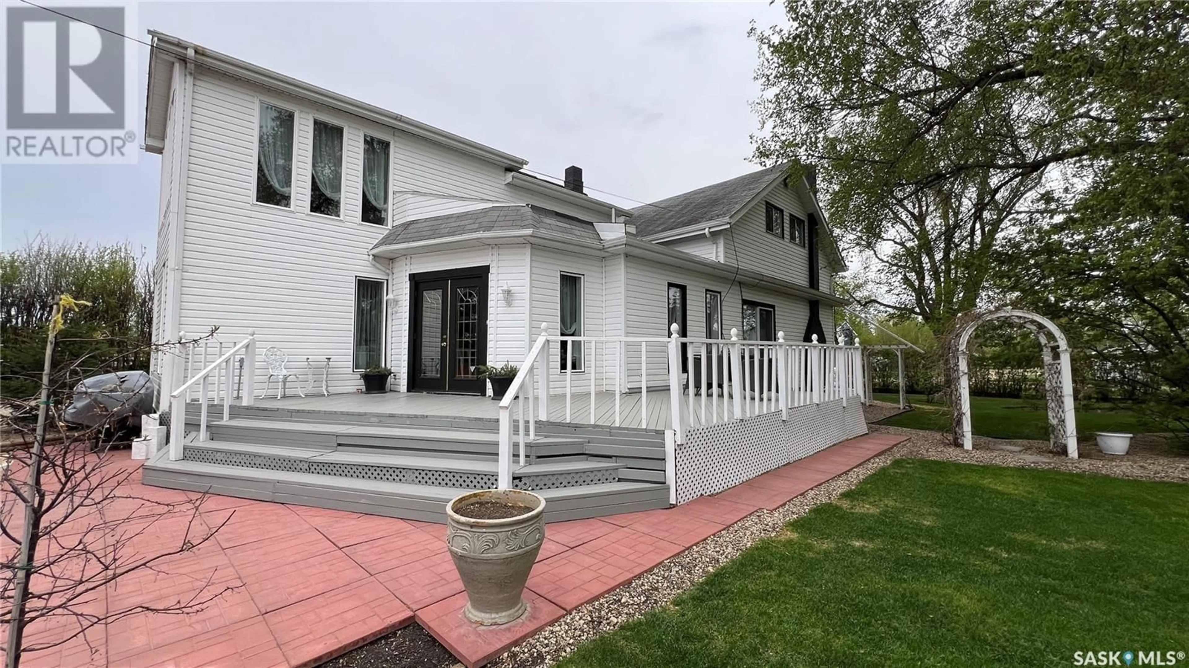 Patio, building for 210/212 2ND STREET, Domremy Saskatchewan S0K1G0