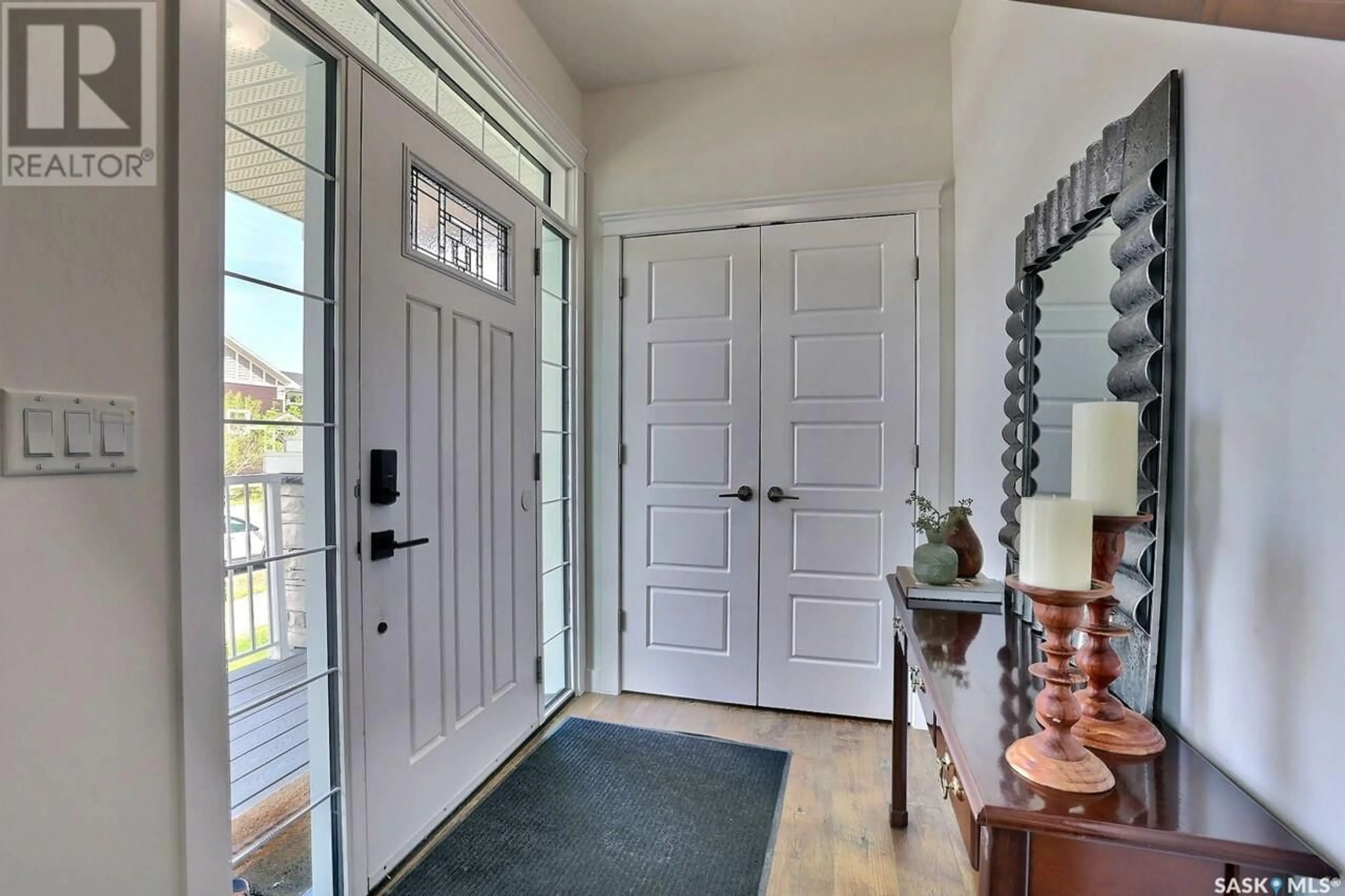 Indoor entryway for 4509 GREEN APPLE DRIVE, Regina Saskatchewan S4V3H4