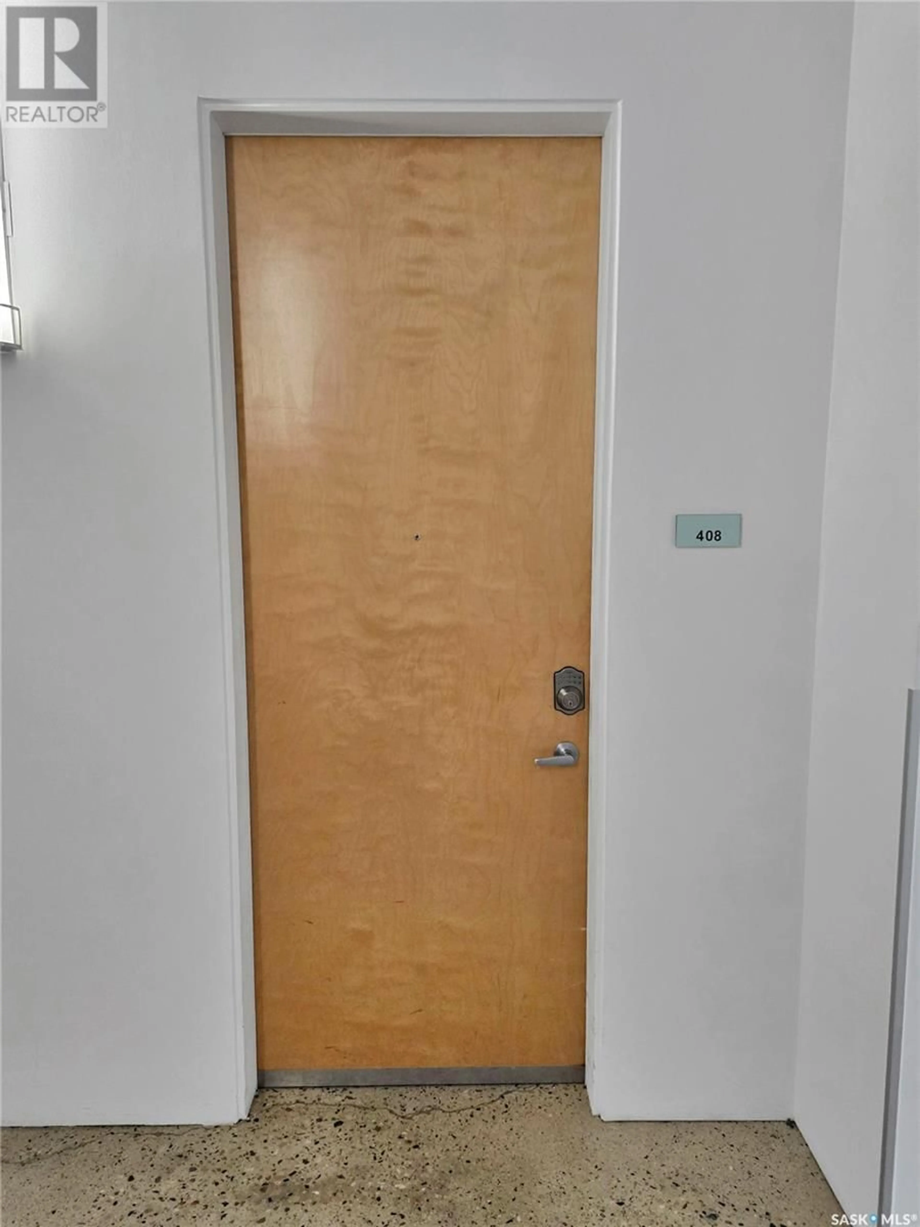 A pic of a room for E - 408 120 23RD STREET, Saskatoon Saskatchewan S7K0K8