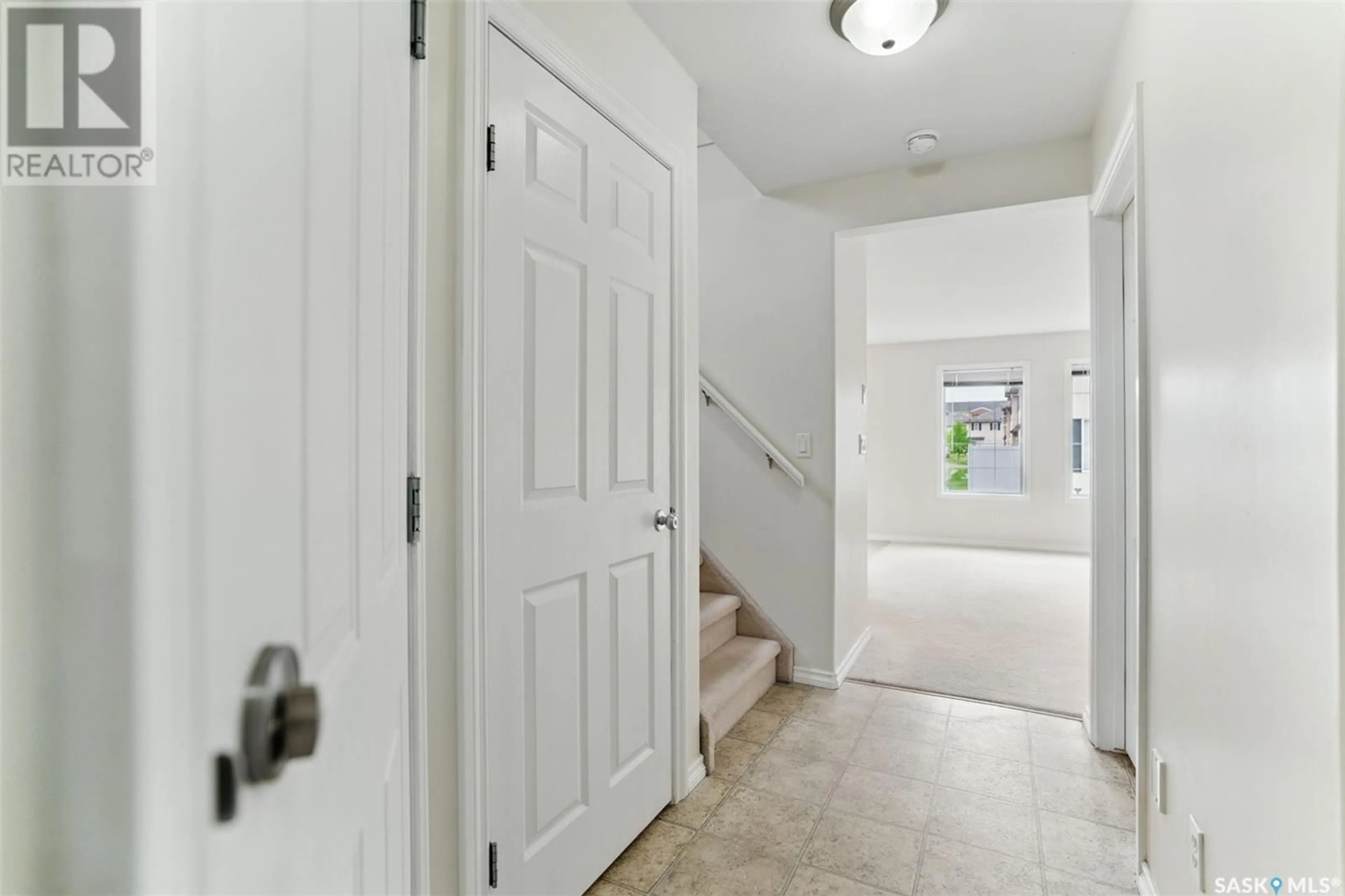 Indoor entryway for 118 - 84 PAWLYCHENKO LANE, Saskatoon Saskatchewan S7V1K1