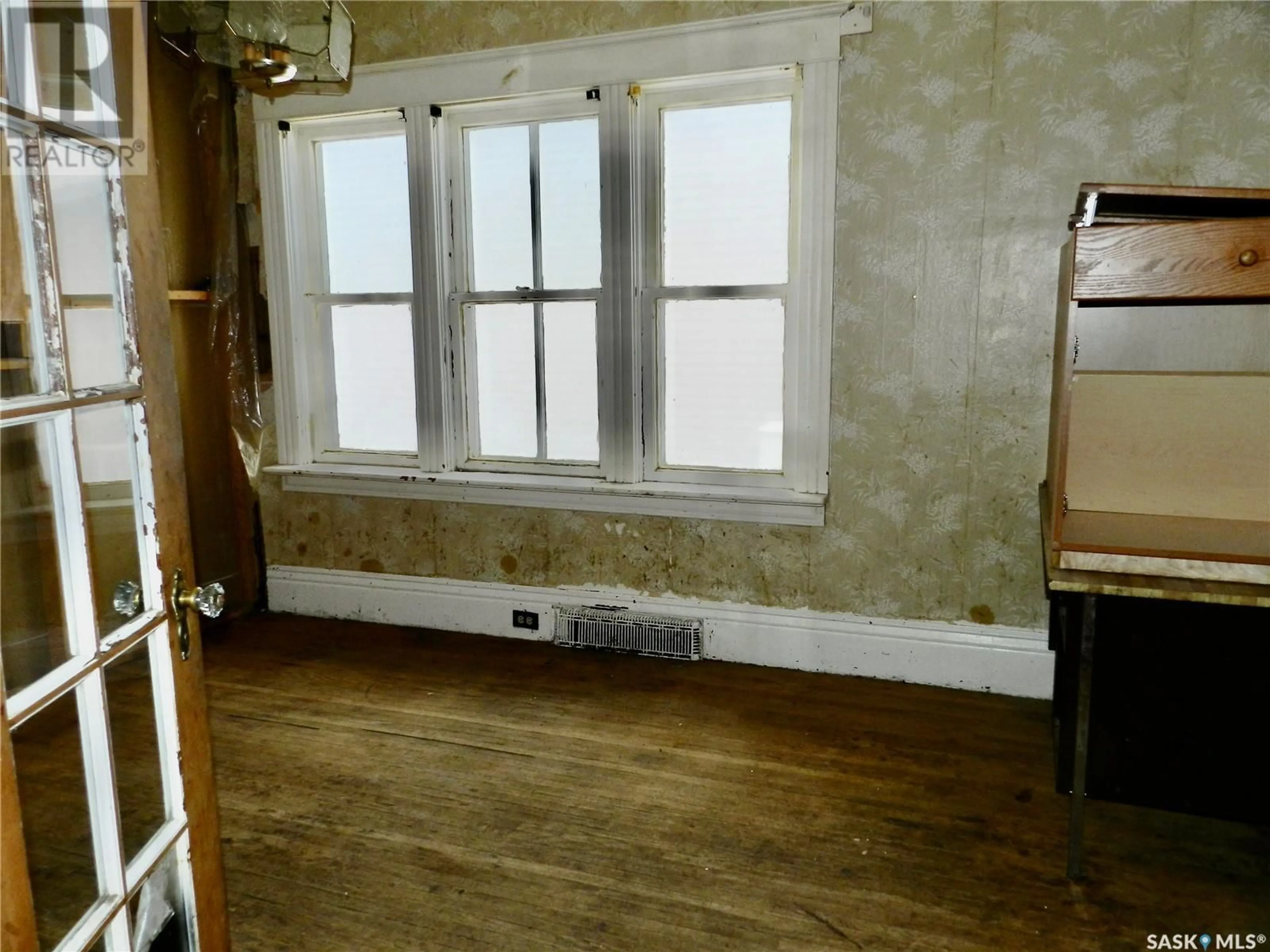 A pic of a room for 431 COTEAU STREET, Moose Jaw Saskatchewan S6H5E1