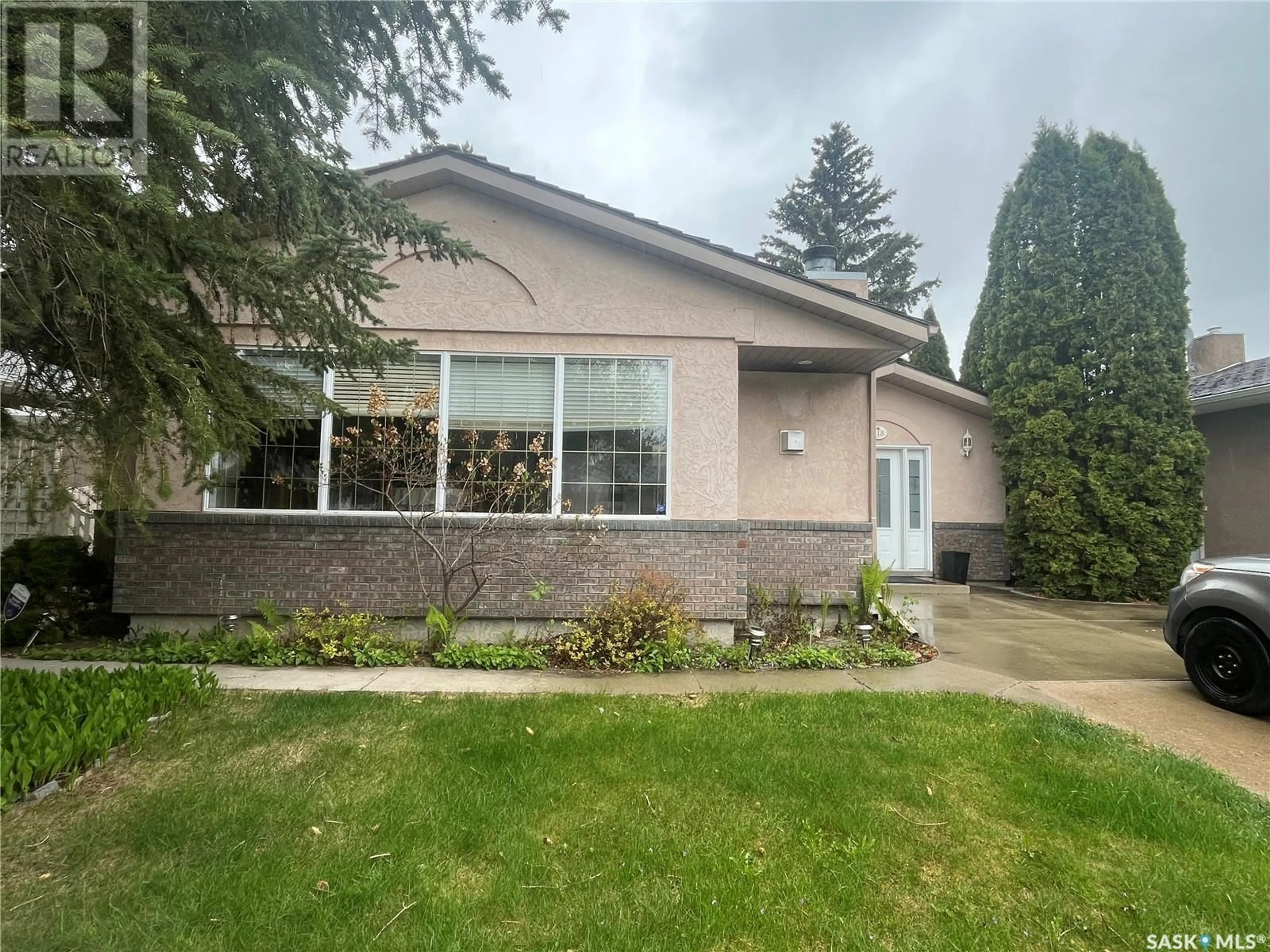 Unknown for 918 EAST CENTRE, Saskatoon Saskatchewan S7J3A1