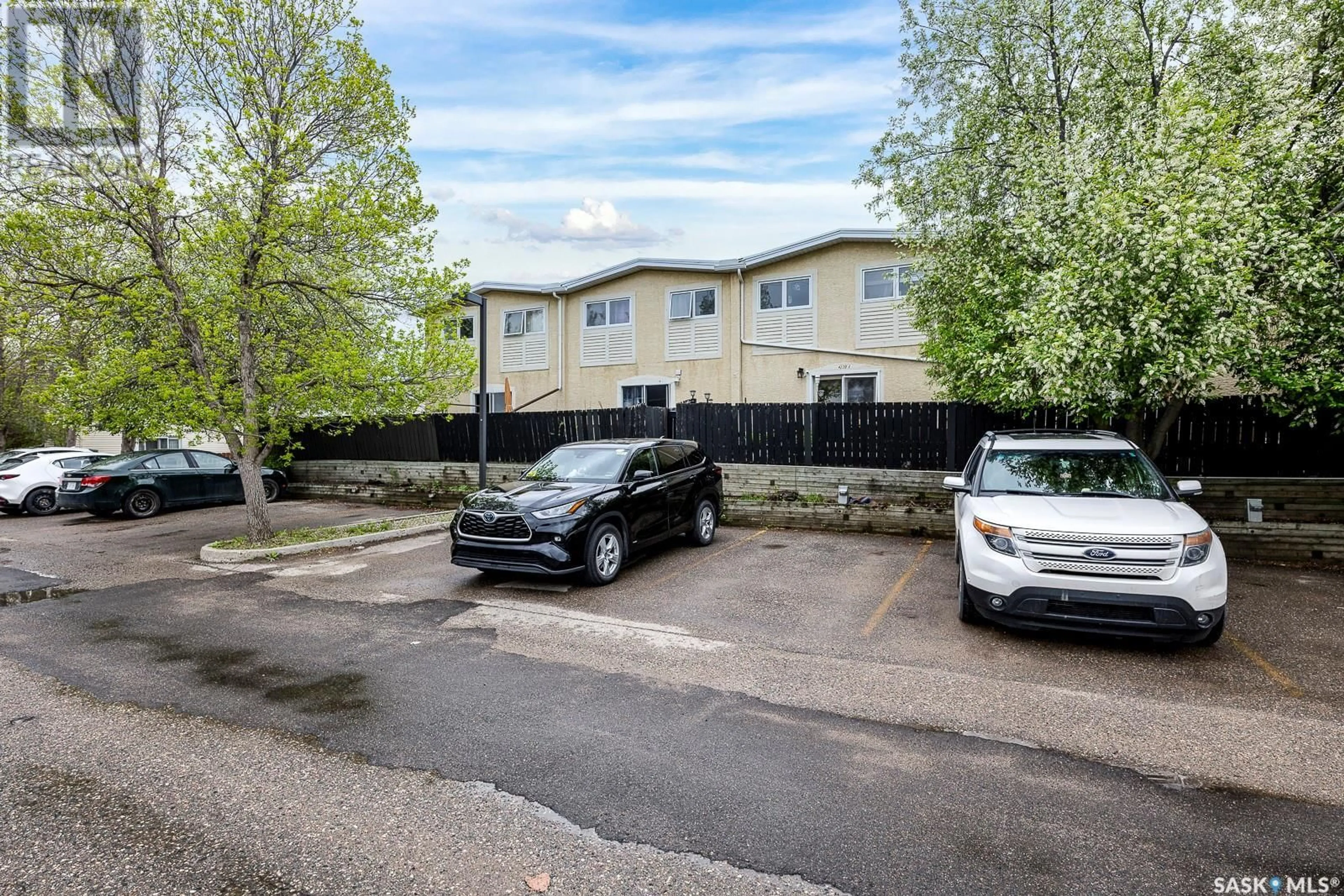 A pic from outside/outdoor area/front of a property/back of a property/a pic from drone, street for 4220 CASTLE ROAD, Regina Saskatchewan S4S4W1