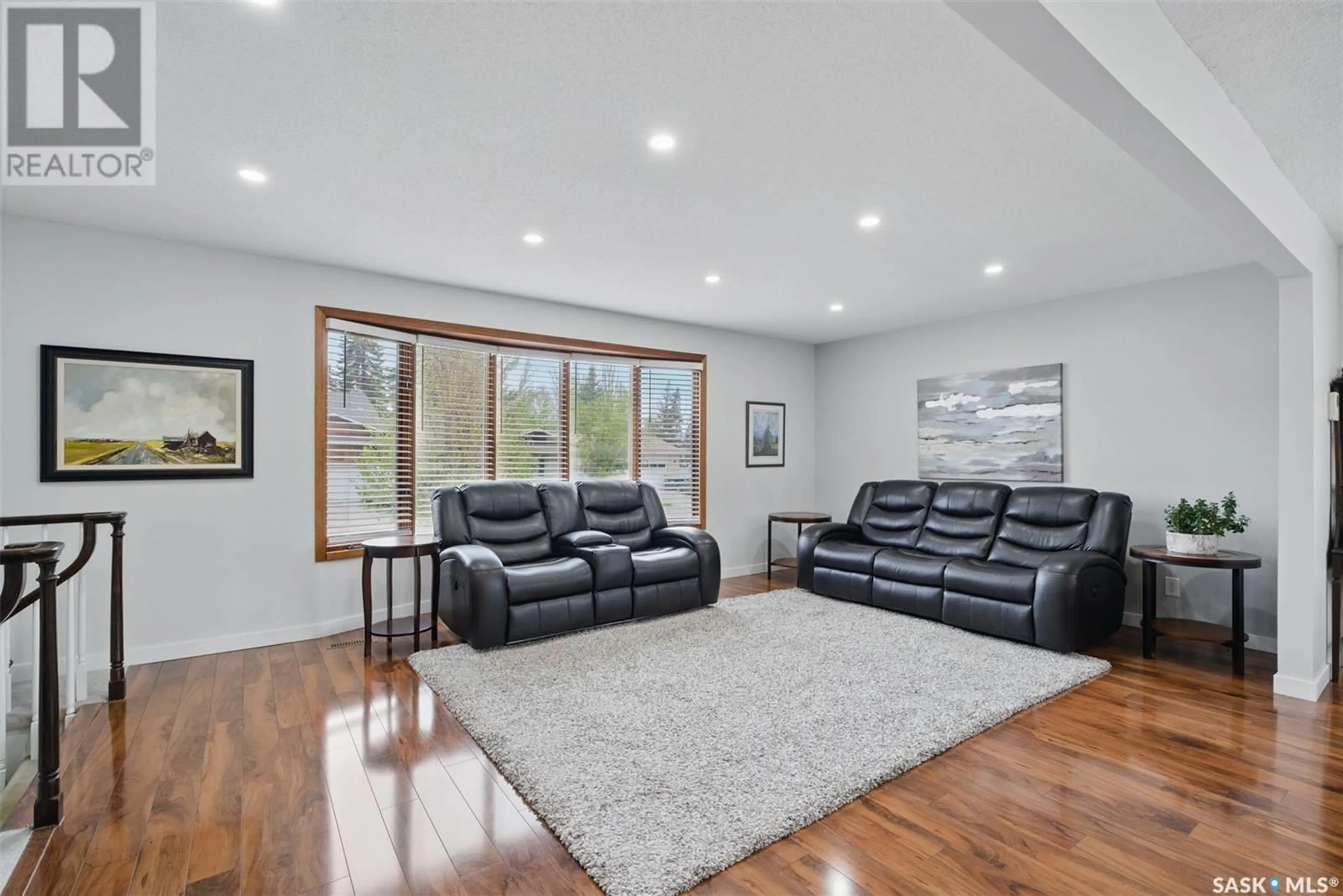 Living room with furniture, unknown for 115 AULD CRESCENT, Saskatoon Saskatchewan S7H4W8
