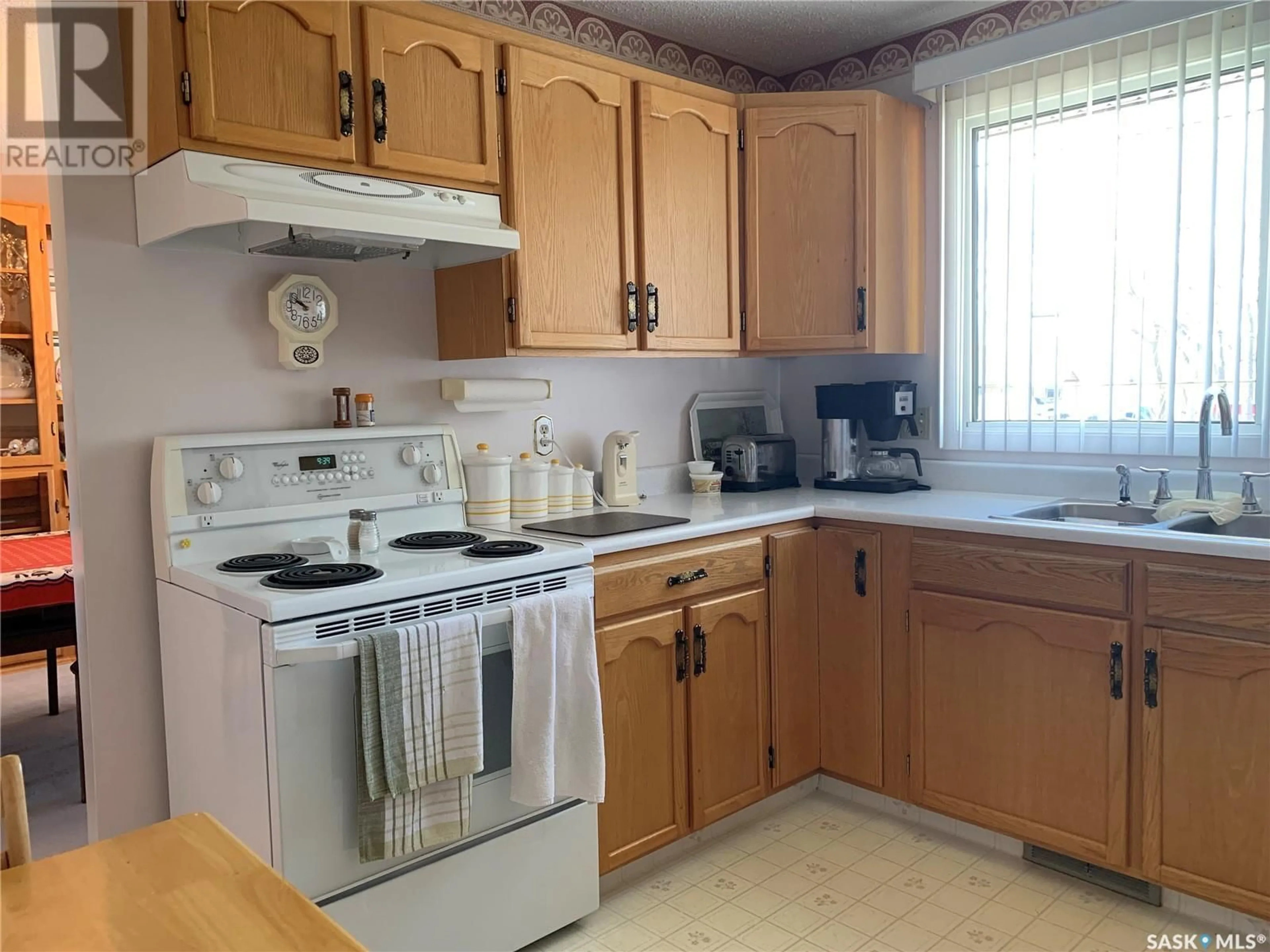 Standard kitchen, unknown for 305 RAILWAY AVENUE, Midale Saskatchewan S0C1S0