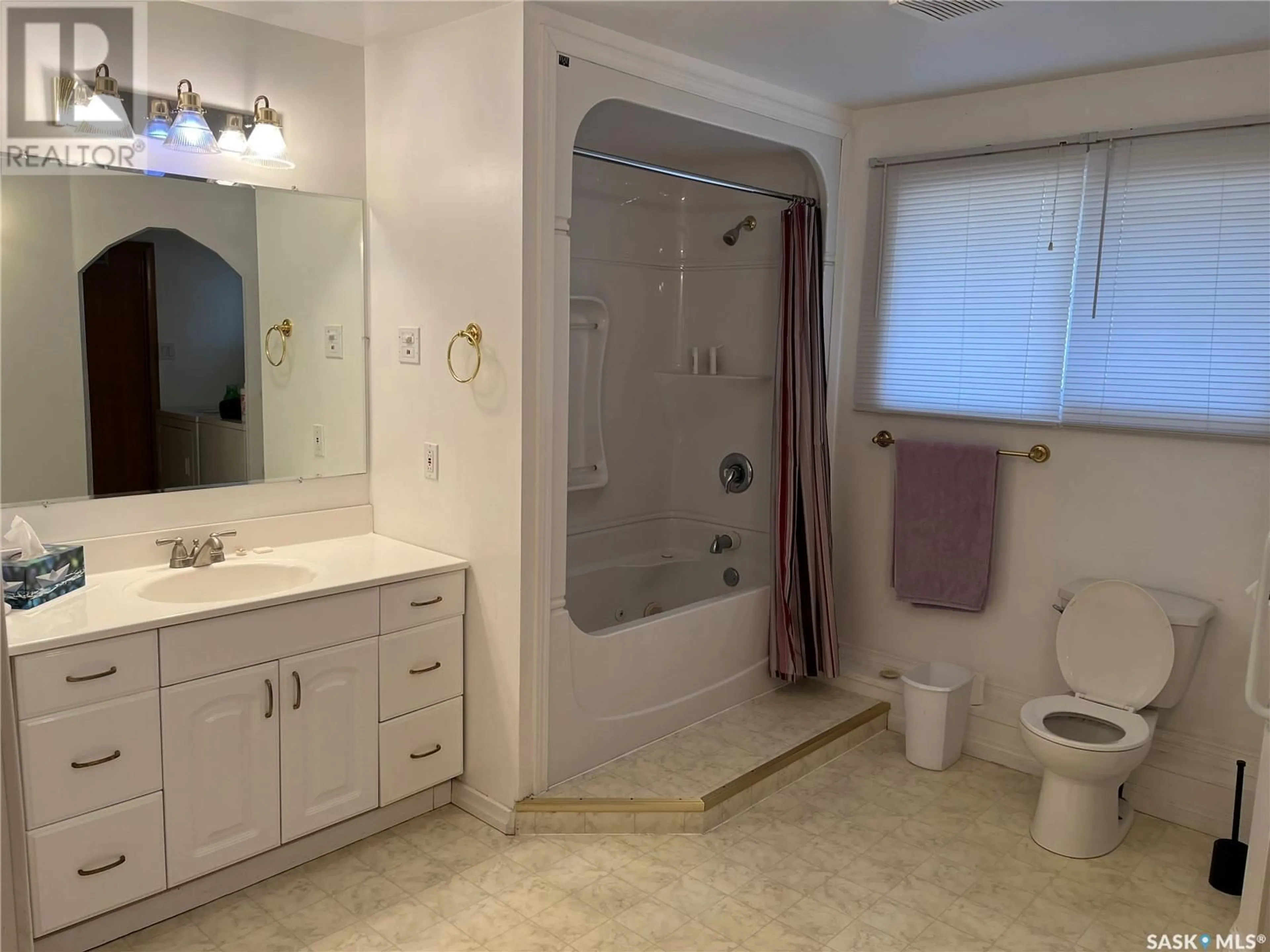 Standard bathroom, ceramic/tile floor for 310 HIGHWAY, Foam Lake Saskatchewan S0A1A0