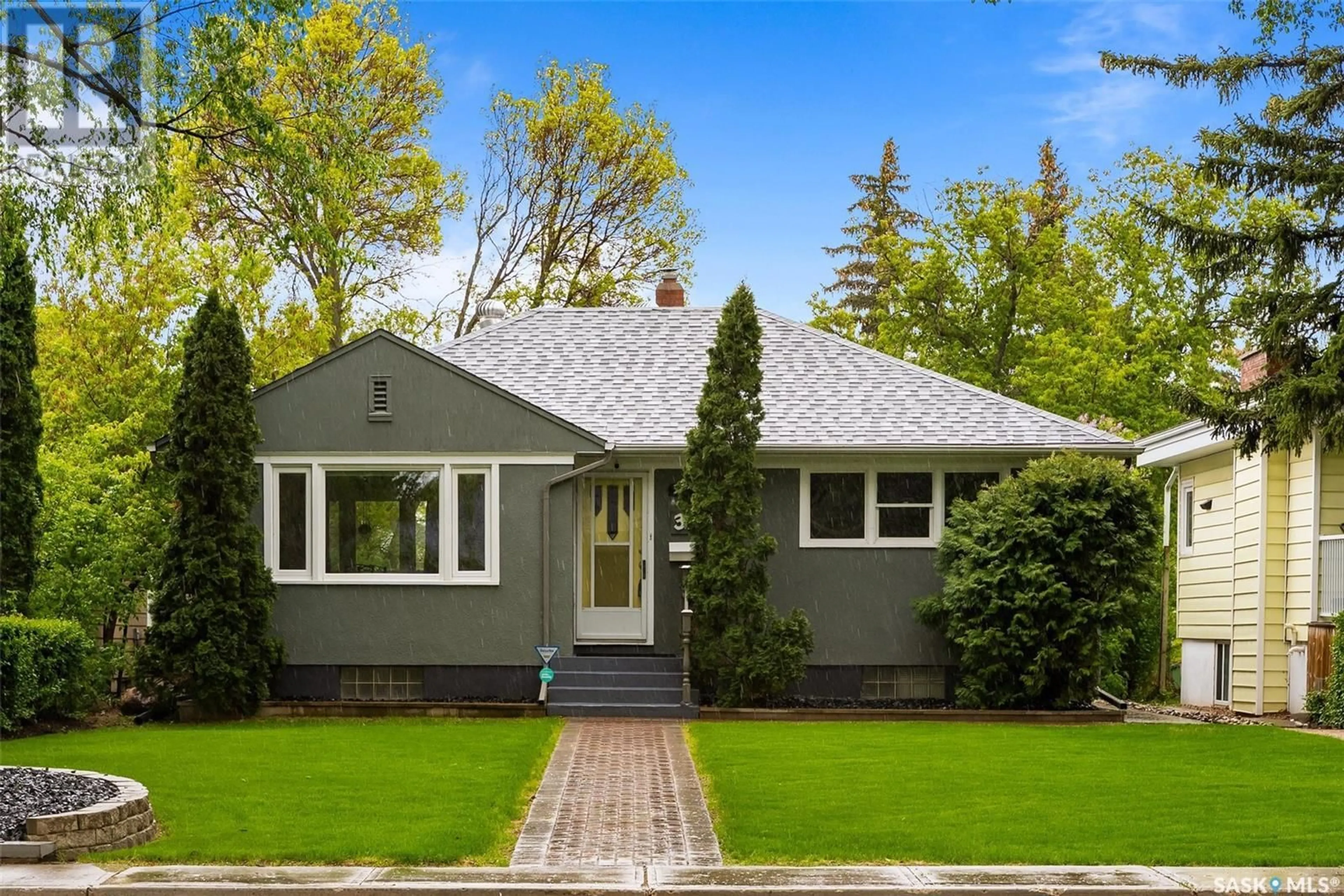 Home with vinyl exterior material, street for 3311 HILL AVENUE, Regina Saskatchewan S4S0W8