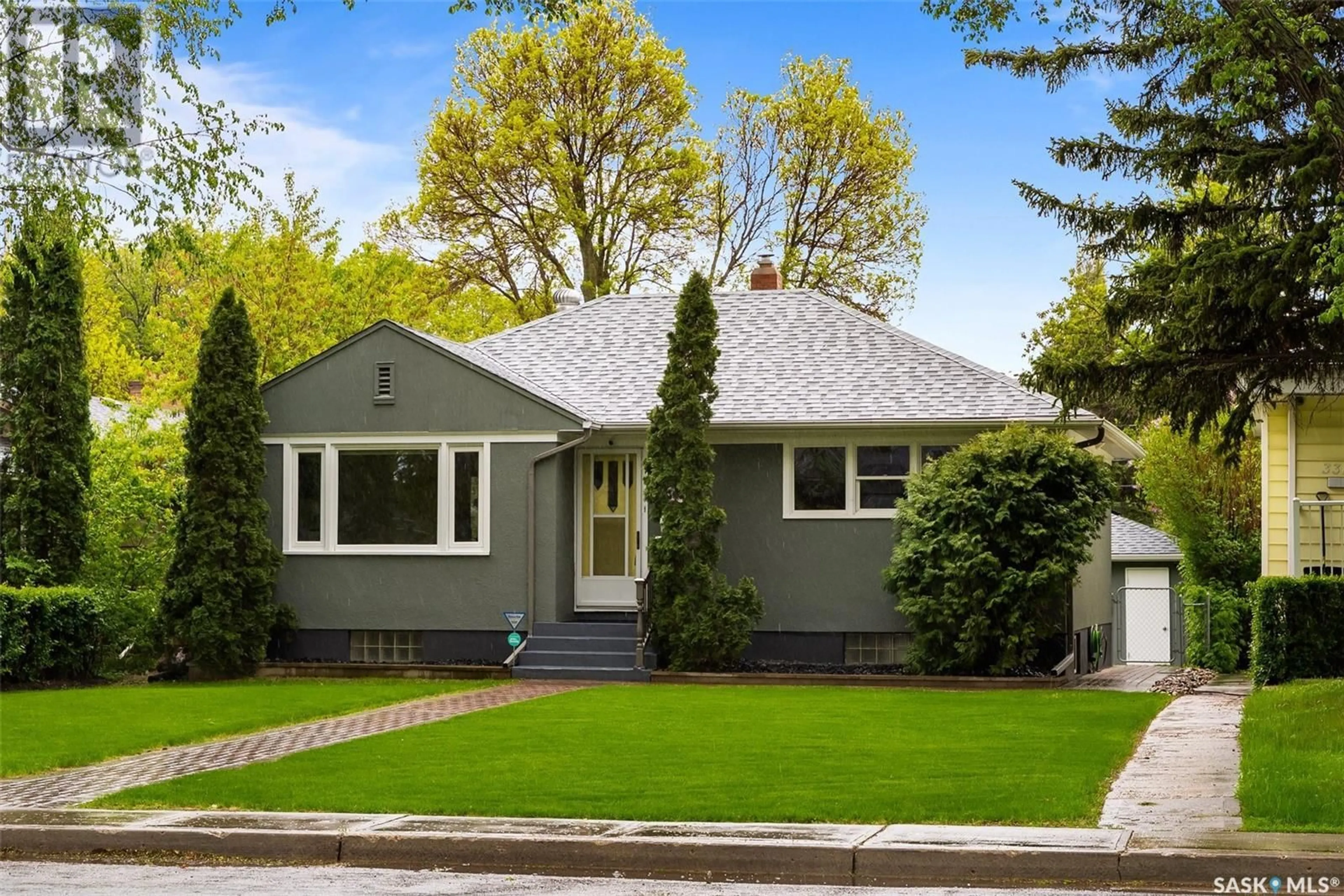 Home with vinyl exterior material, street for 3311 HILL AVENUE, Regina Saskatchewan S4S0W8