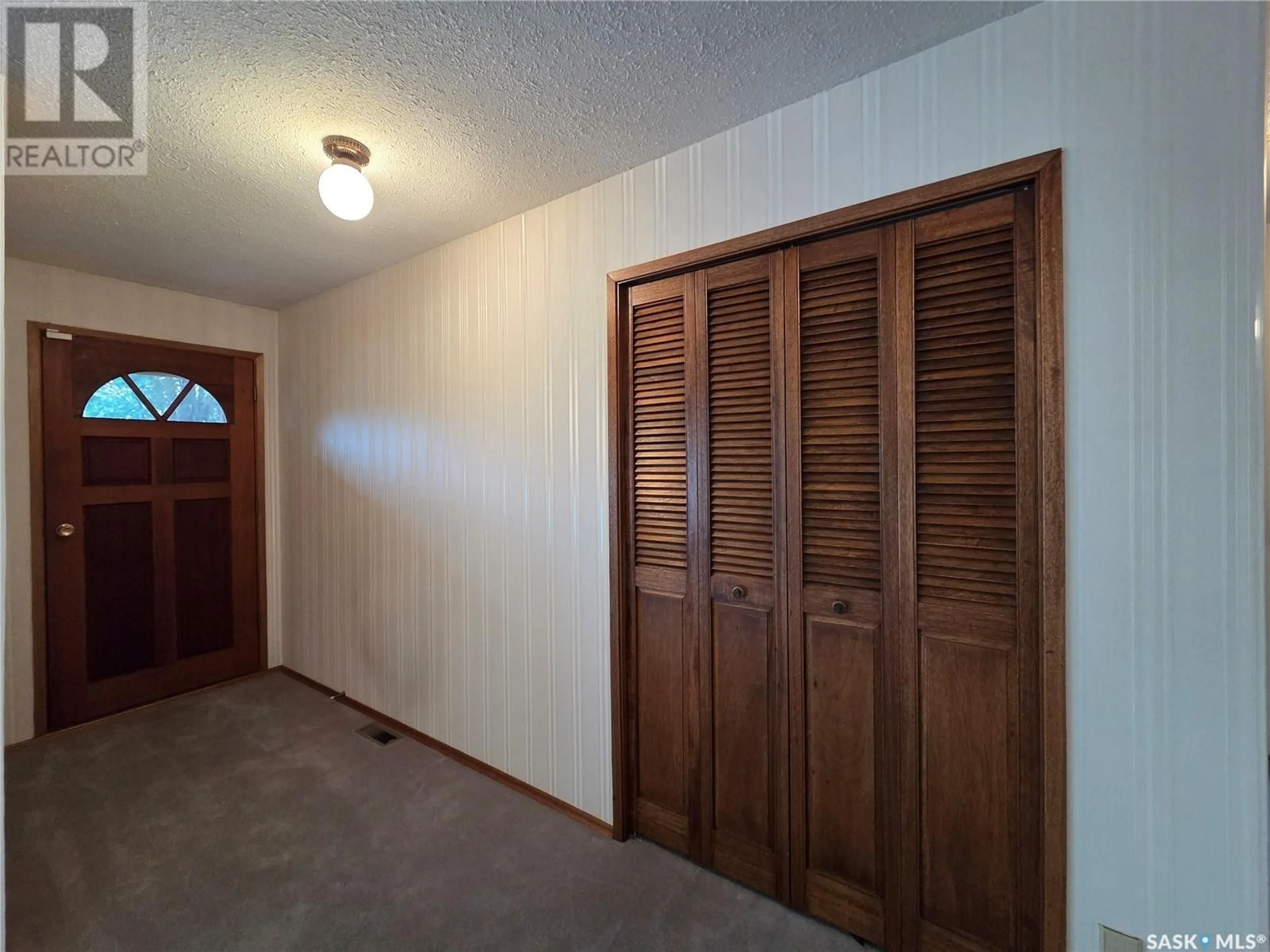 A pic of a room for 2206 DOUGLAS AVENUE, North Battleford Saskatchewan S9A3M3