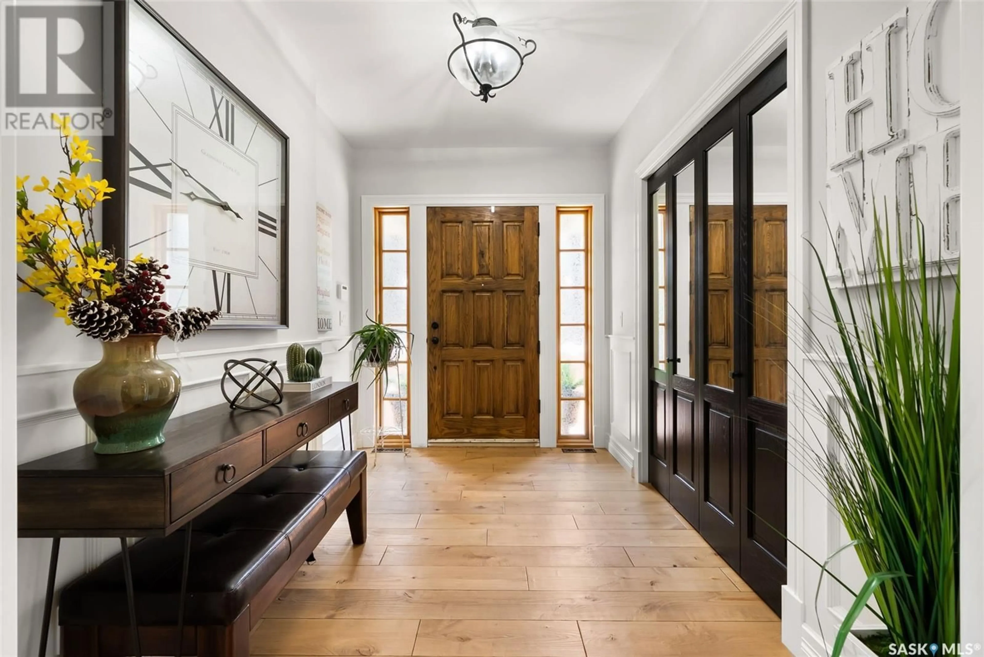 Indoor entryway for 16 JADE PLACE, White City Saskatchewan S4L1A9