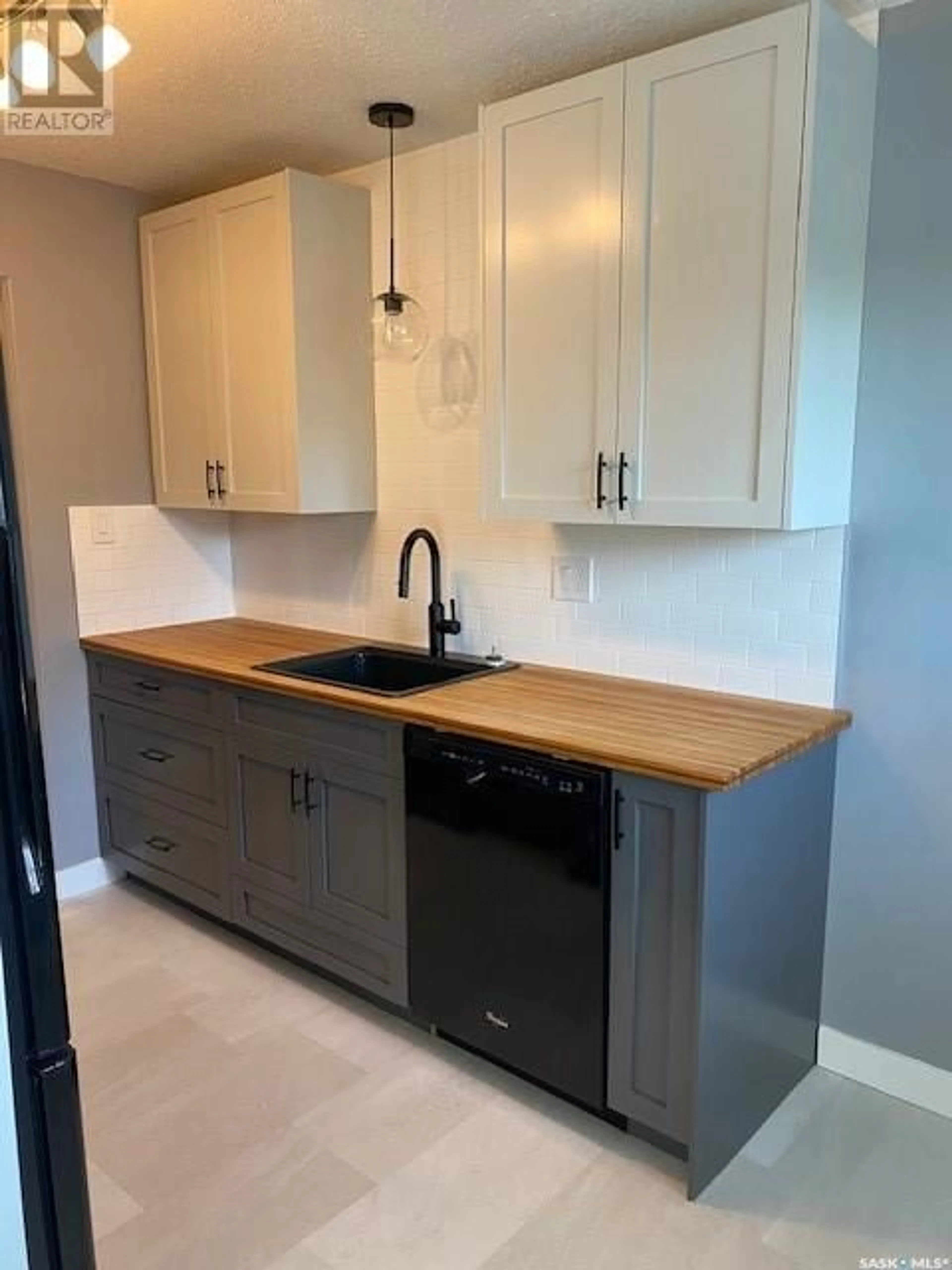 Unknown for 208-D - 1350 GORDON ROAD, Moose Jaw Saskatchewan S6H7R9