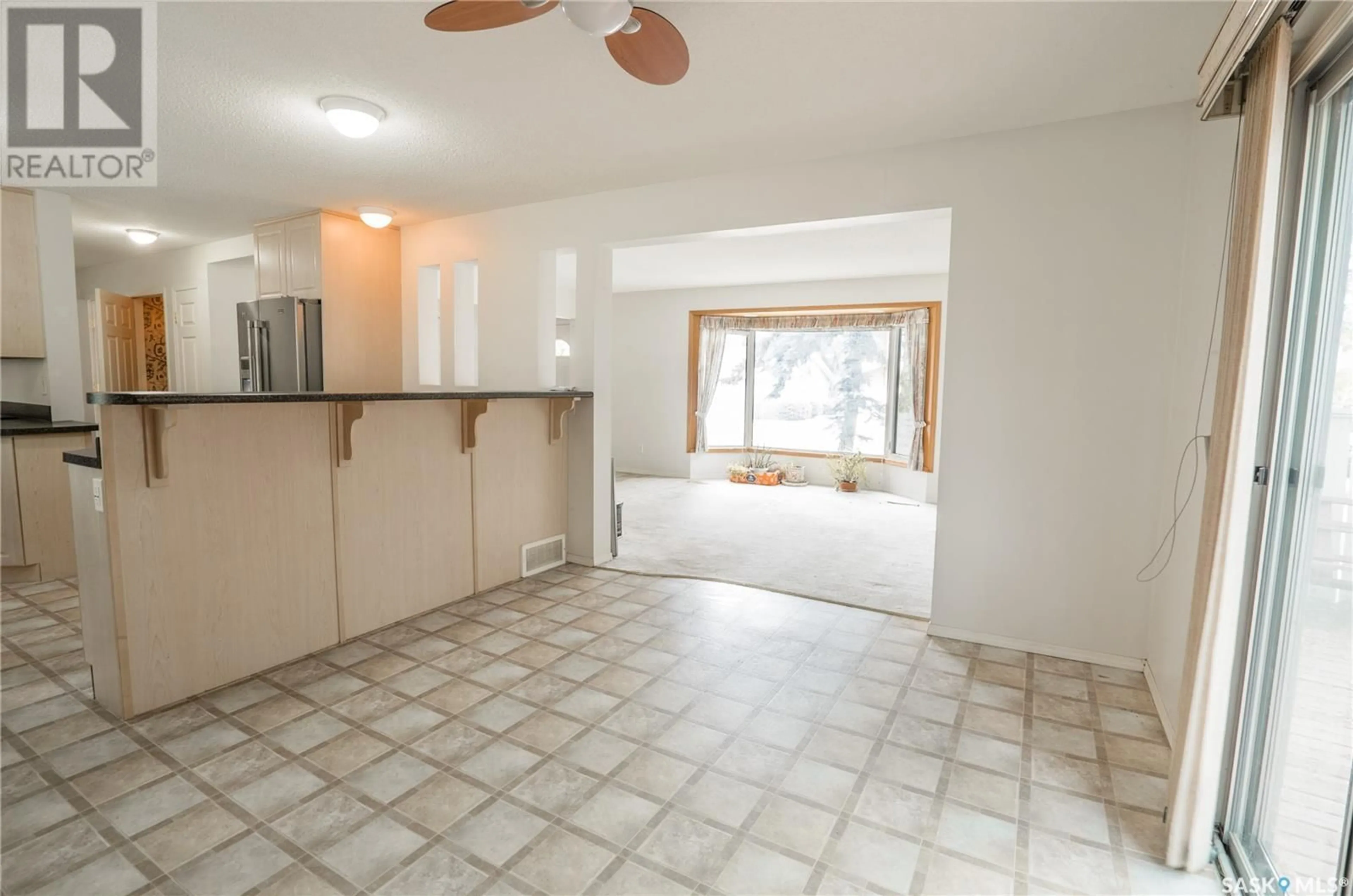 A pic of a room for 317 MOUNT ALLISON COURT, Saskatoon Saskatchewan S7H4A8