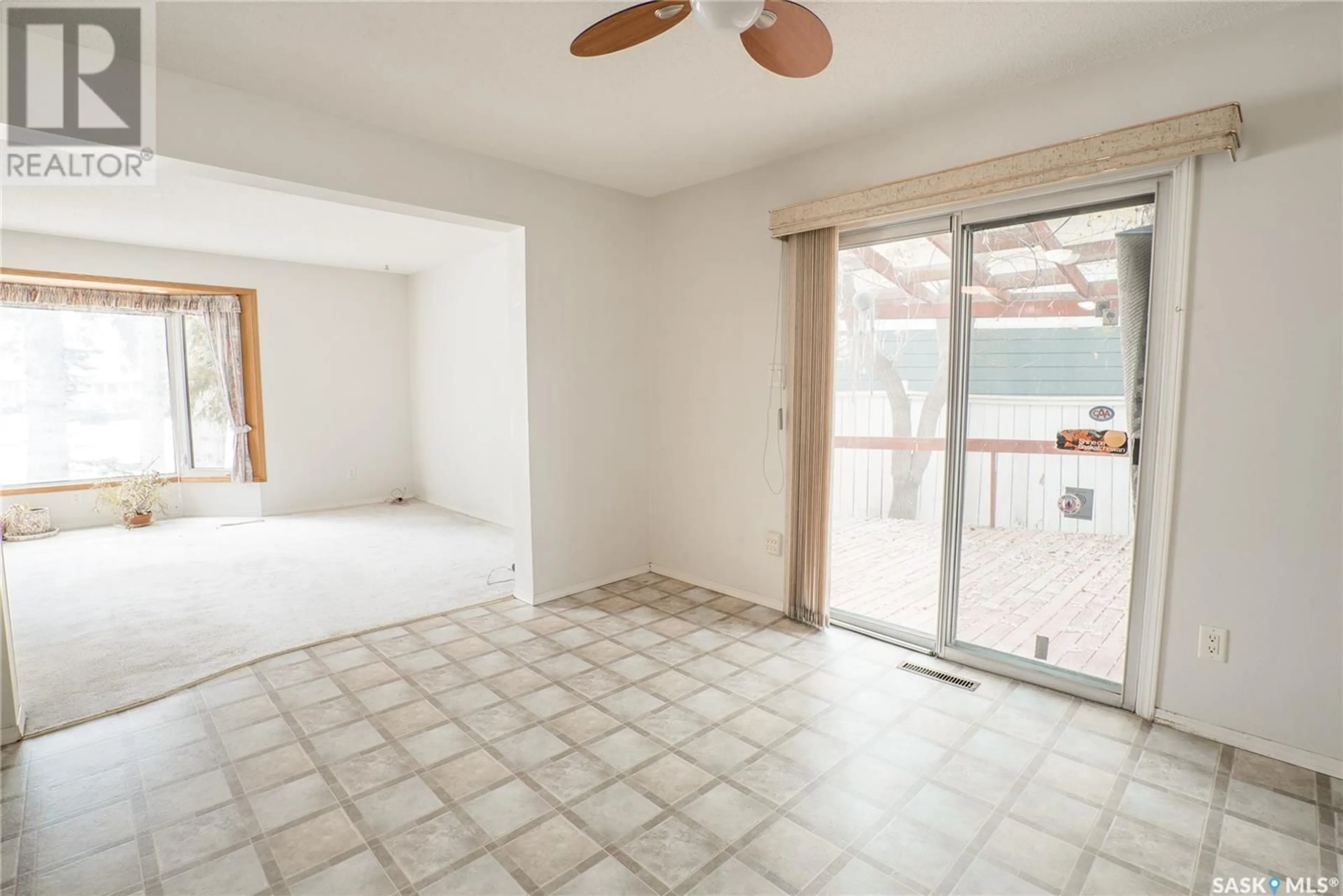 A pic of a room for 317 MOUNT ALLISON COURT, Saskatoon Saskatchewan S7H4A8