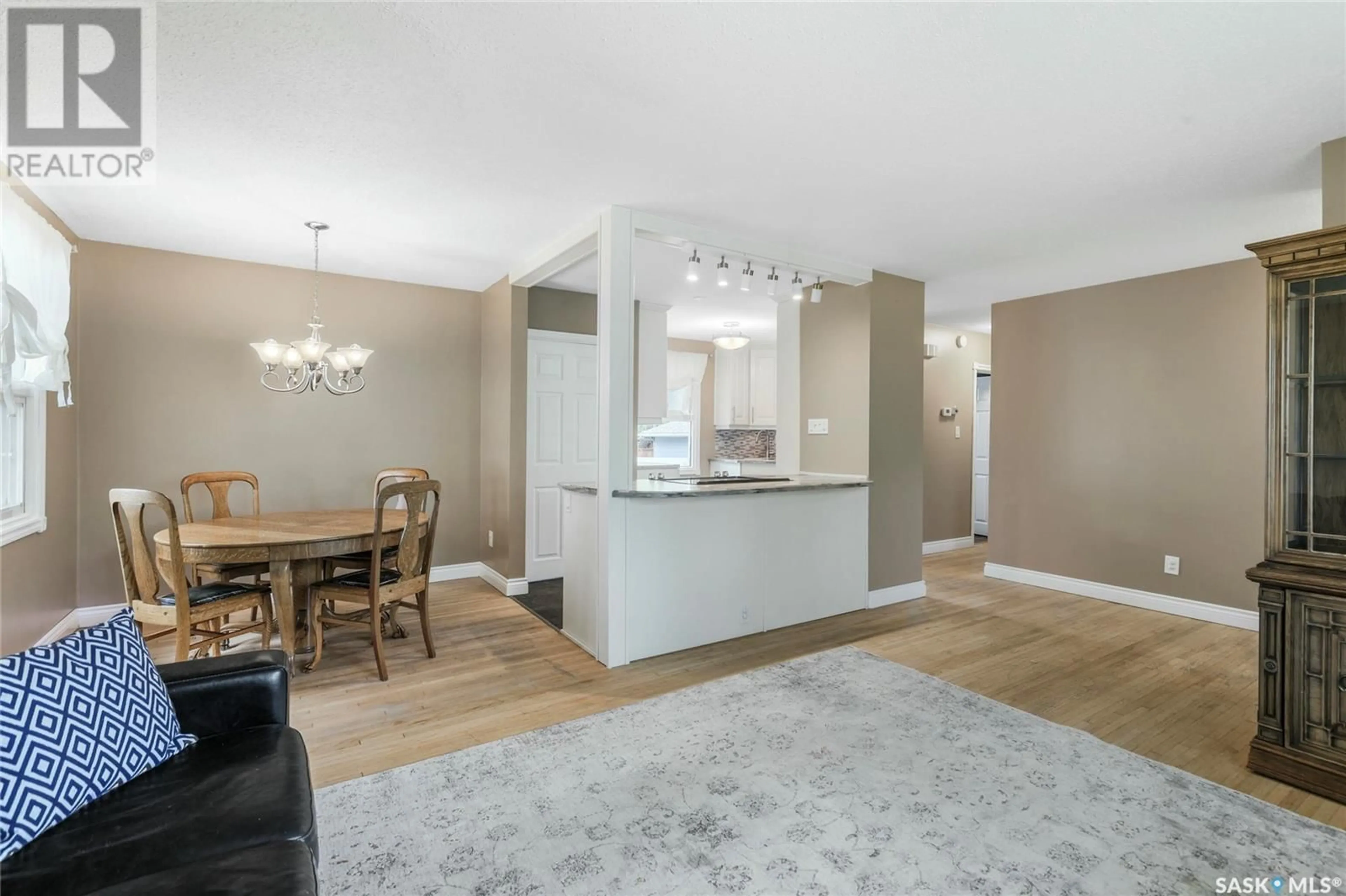 Unknown for 2755 PARK STREET, Regina Saskatchewan S4N2R4