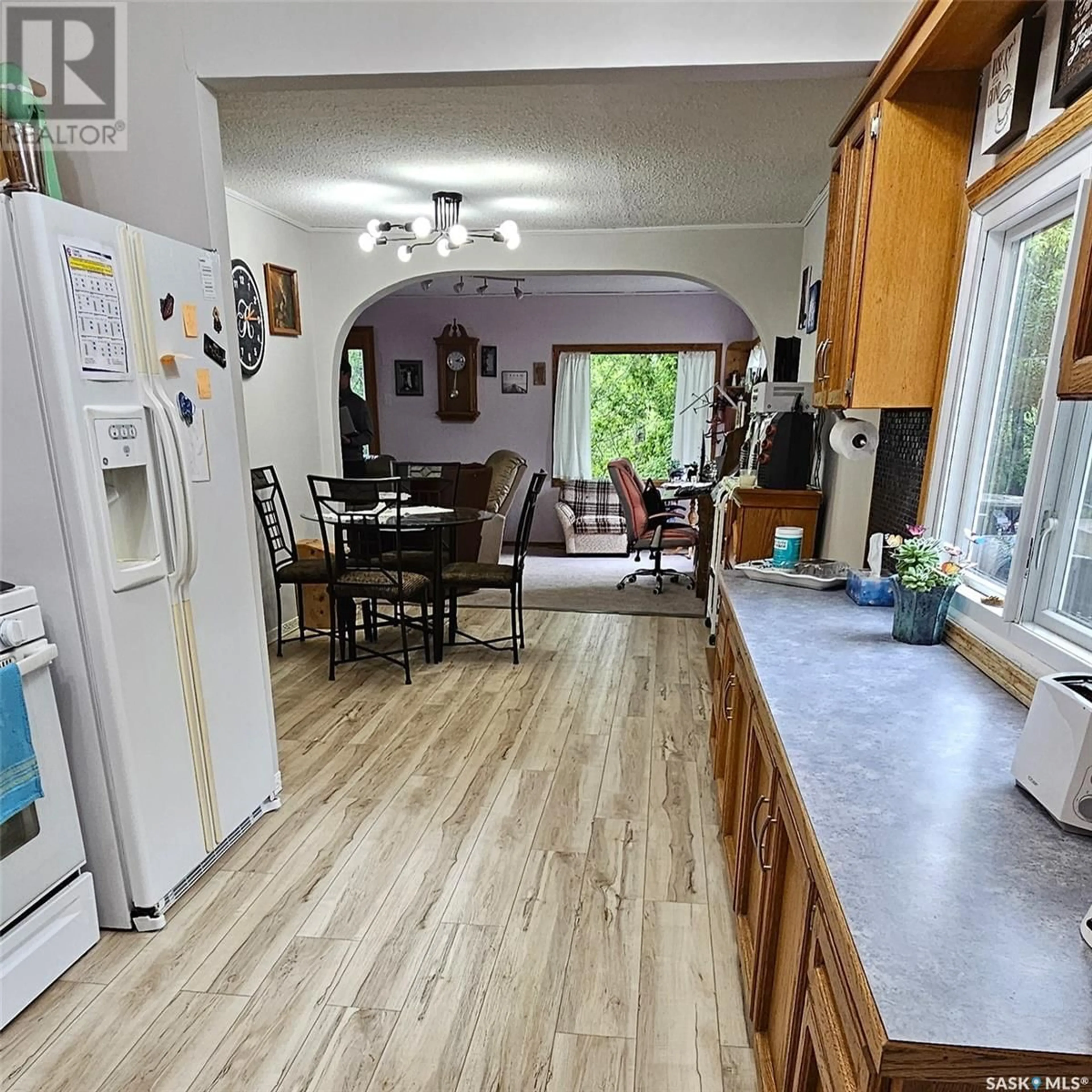 Open concept kitchen, unknown for 113 LAKEVIEW CRESCENT, Buena Vista Saskatchewan S2V1A8