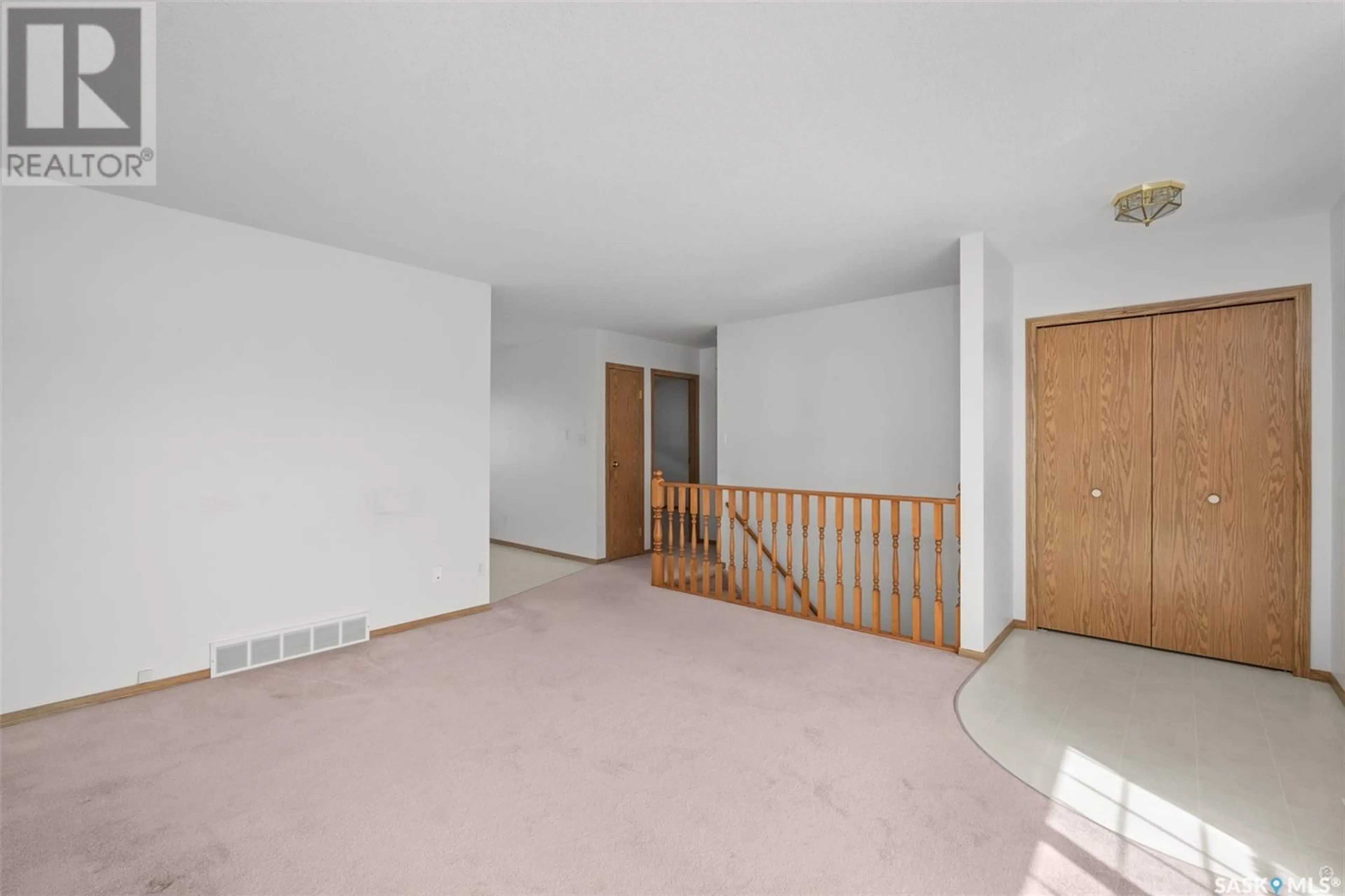 Unknown for 3135 5TH AVENUE, Prince Albert Saskatchewan S6V8C4