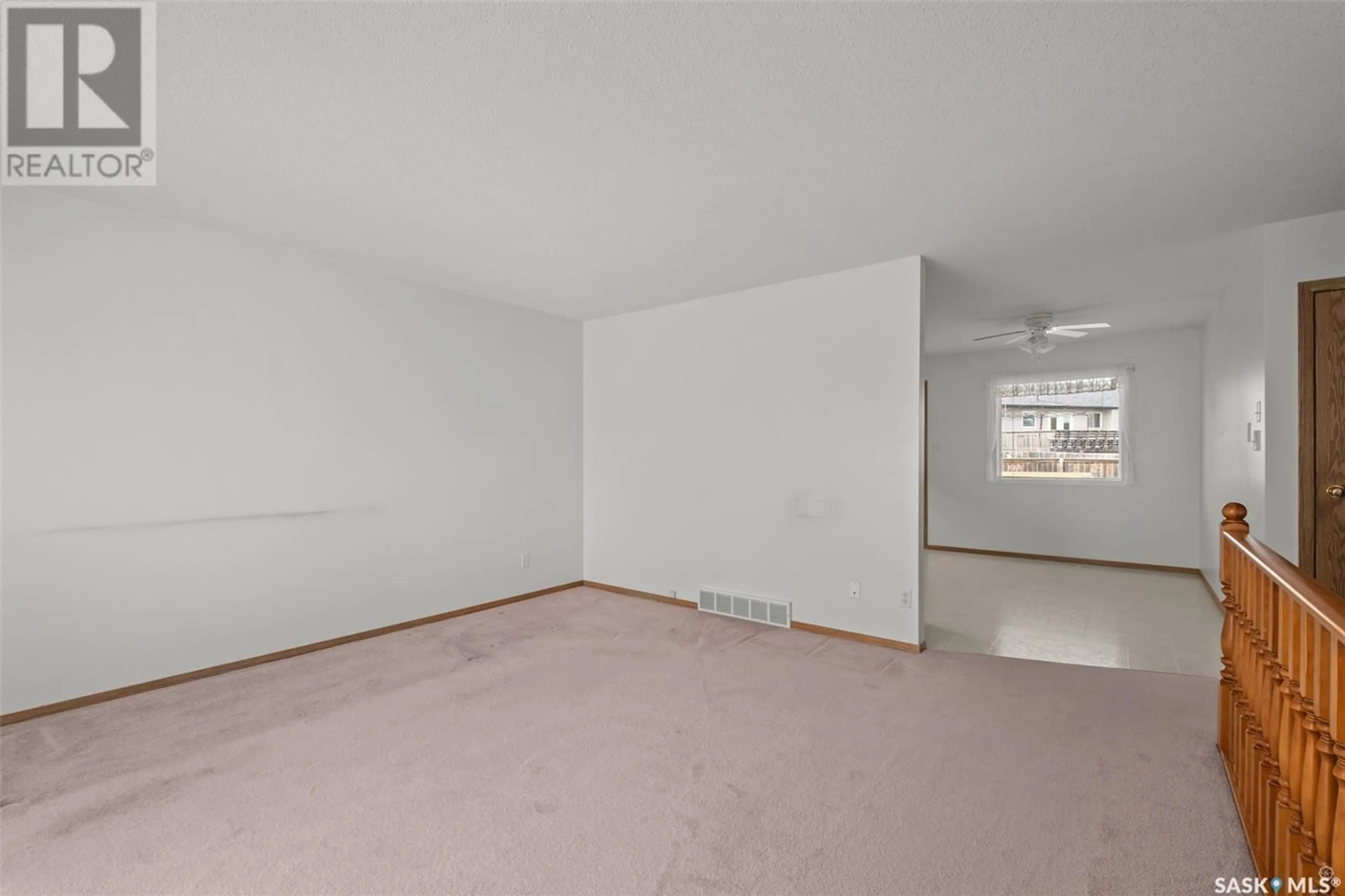 A pic of a room for 3135 5TH AVENUE, Prince Albert Saskatchewan S6V8C4