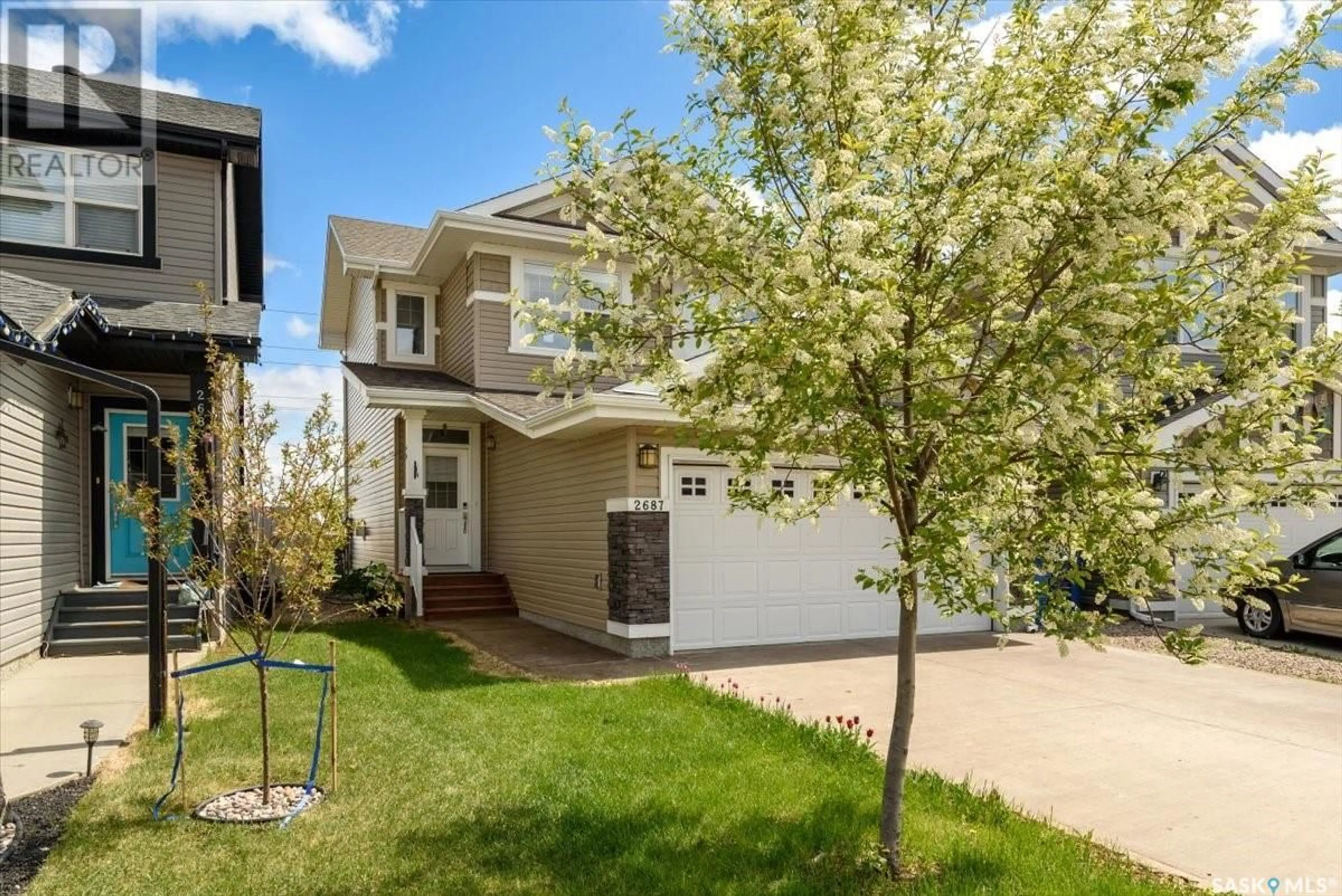 Home with vinyl exterior material, street for 2687 MAKOWSKY CRESCENT, Regina Saskatchewan S4X0M5
