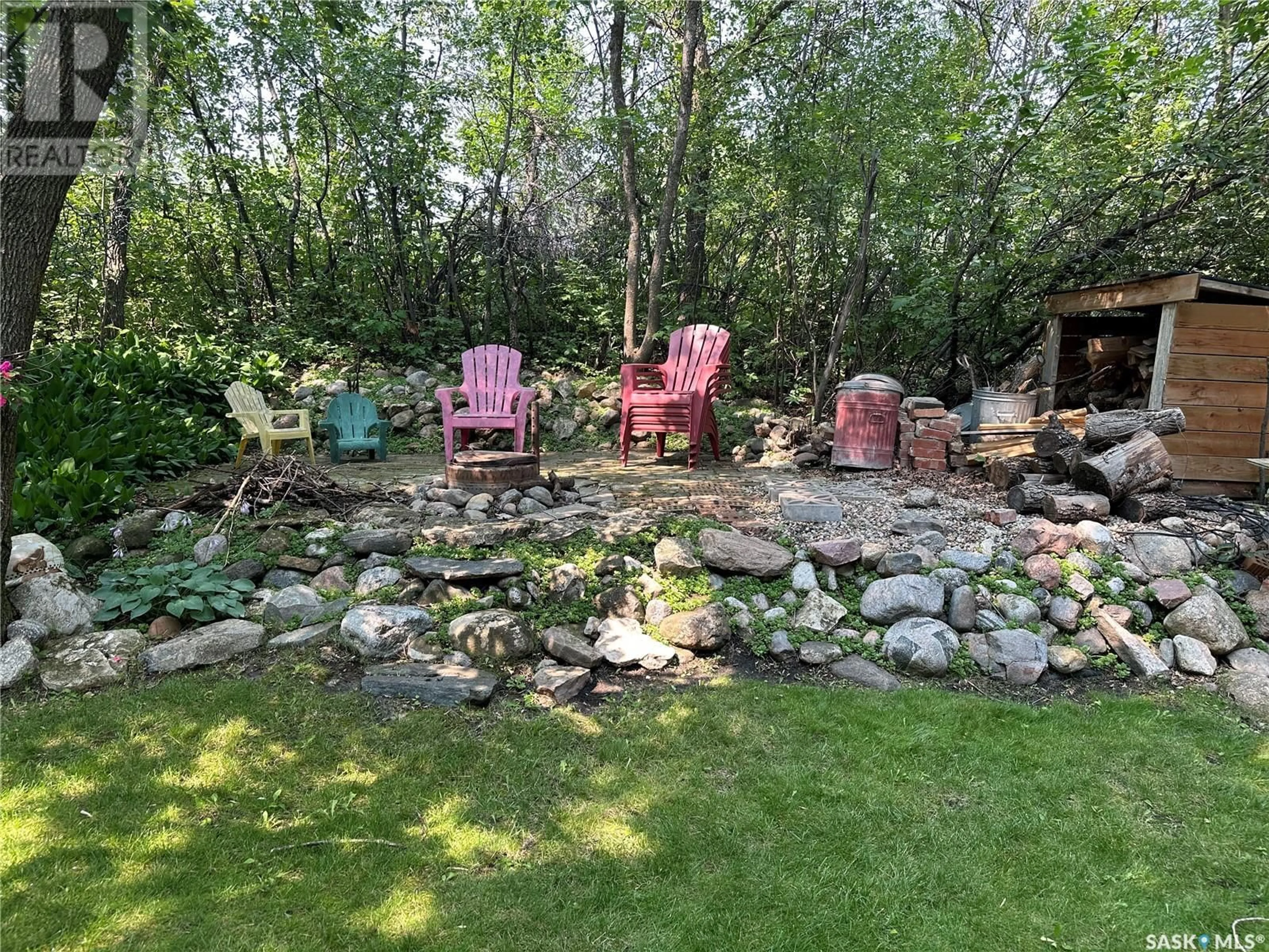 Patio, water/lake/river/ocean view for 106 METROPOLITAN DRIVE, South Lake Saskatchewan S6H7W6