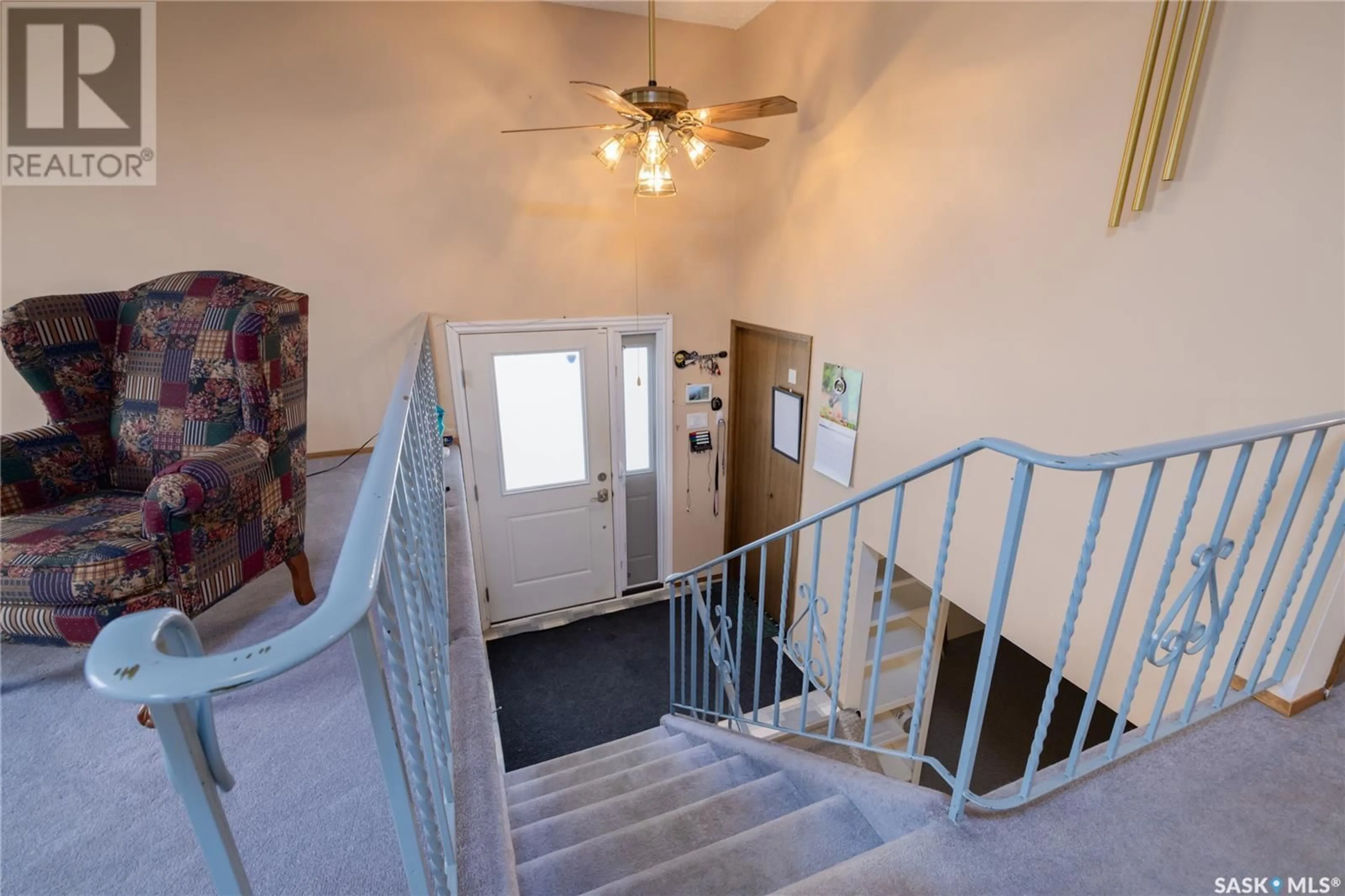 Indoor foyer for 230 1ST AVENUE, Martensville Saskatchewan S0K2T0