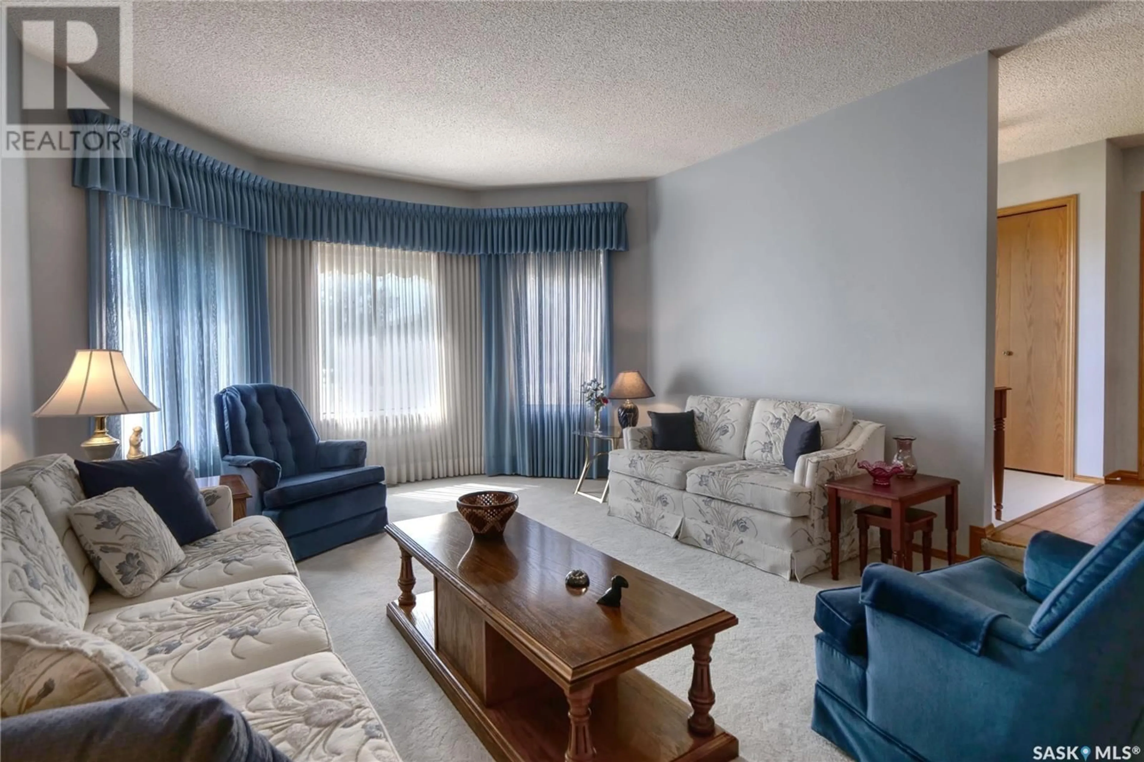Living room with furniture, unknown for 25 DAHLIA CRESCENT, Moose Jaw Saskatchewan S6J1E8