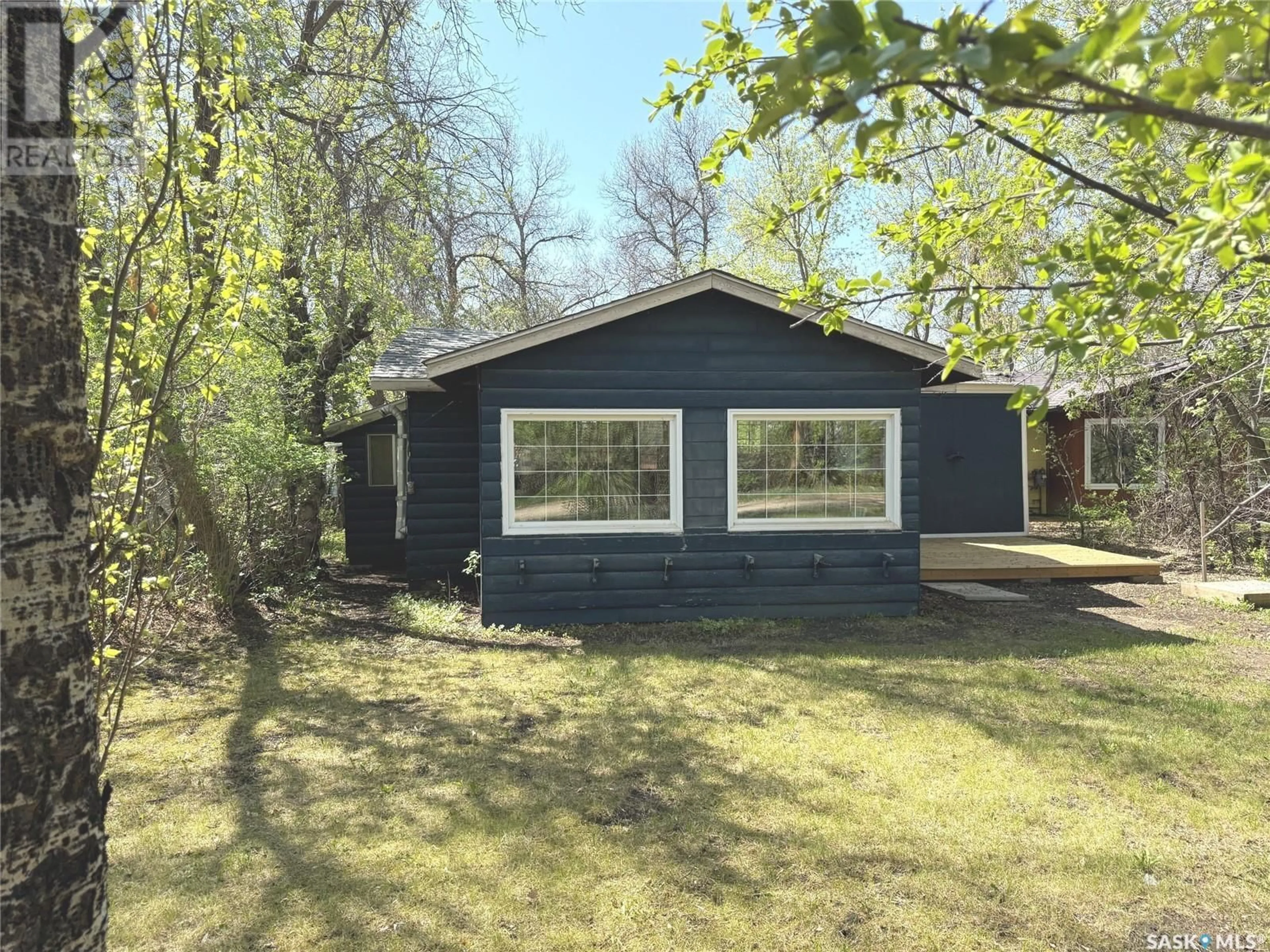 Shed for 63 ELM STREET, Katepwa Beach Saskatchewan S0G2K0