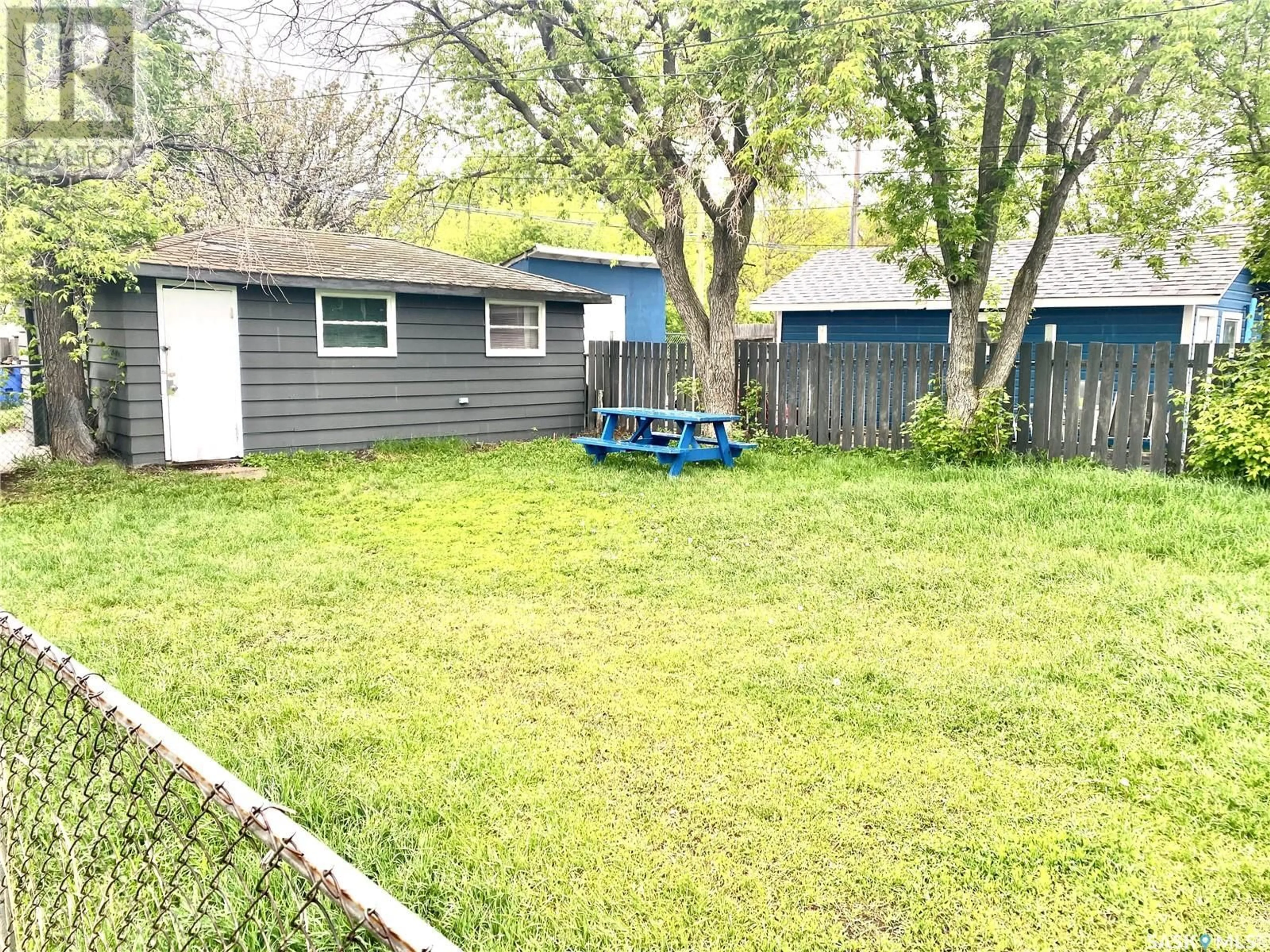 Shed for 1376 MONTAGUE STREET, Regina Saskatchewan S4T3H9