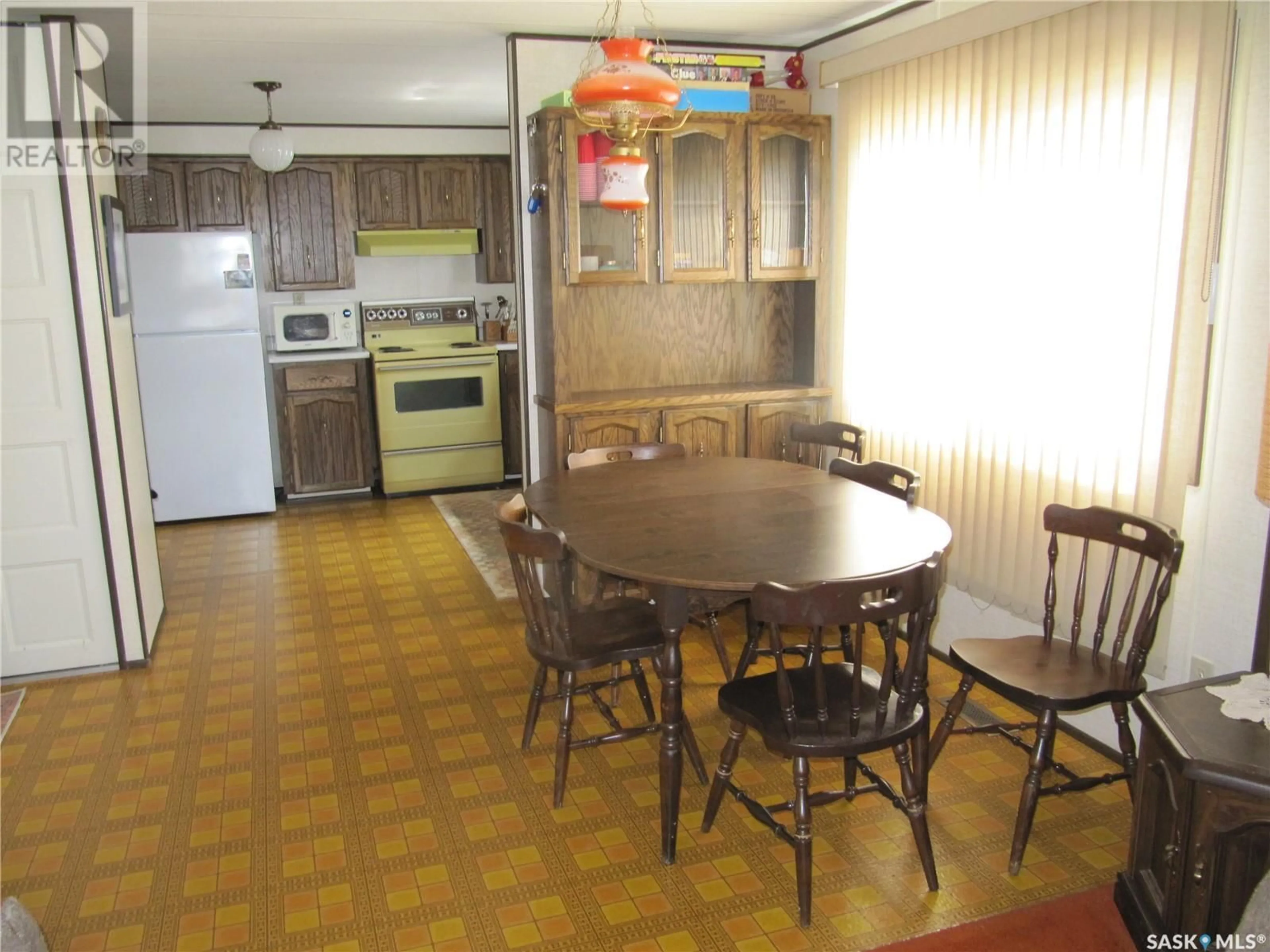 Standard kitchen, unknown for 4 HIGHLAND AVENUE, Meota Rm No.468 Saskatchewan S0M0C4