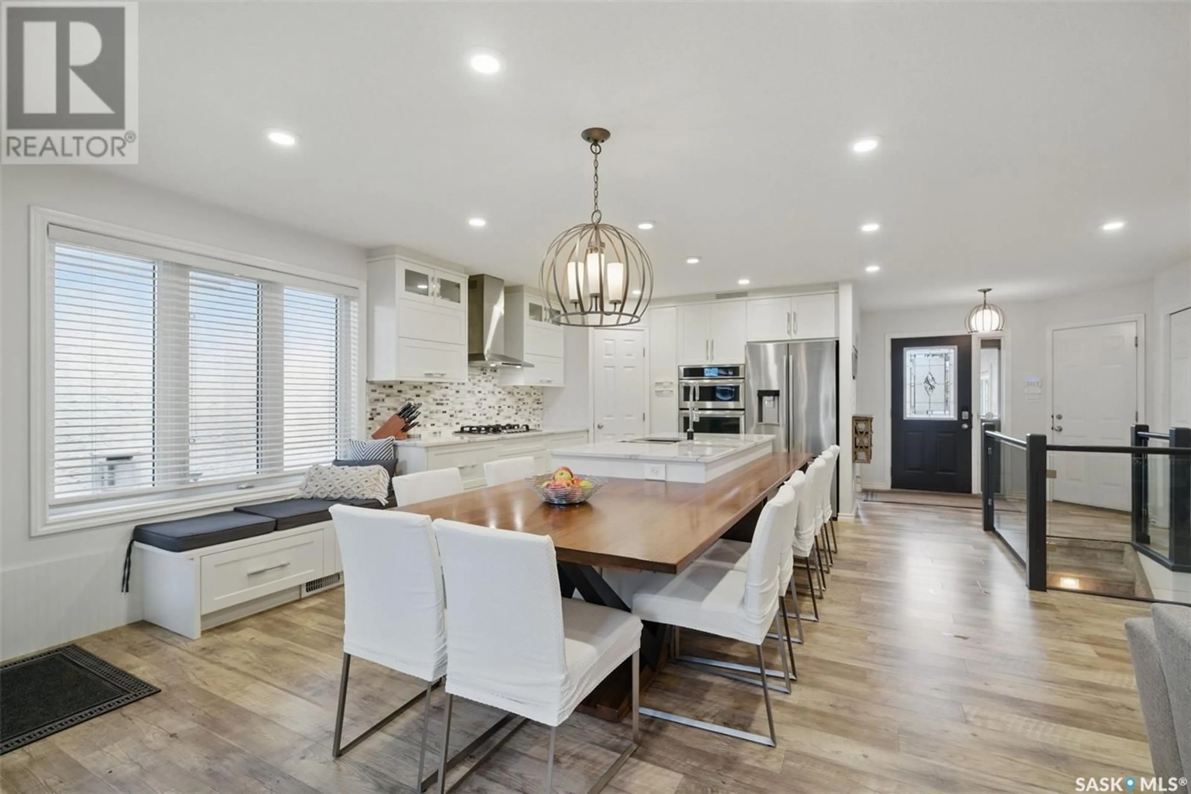 Open concept kitchen, unknown for 514 BLACKBURN CRESCENT, Saskatoon Saskatchewan S7V1E8