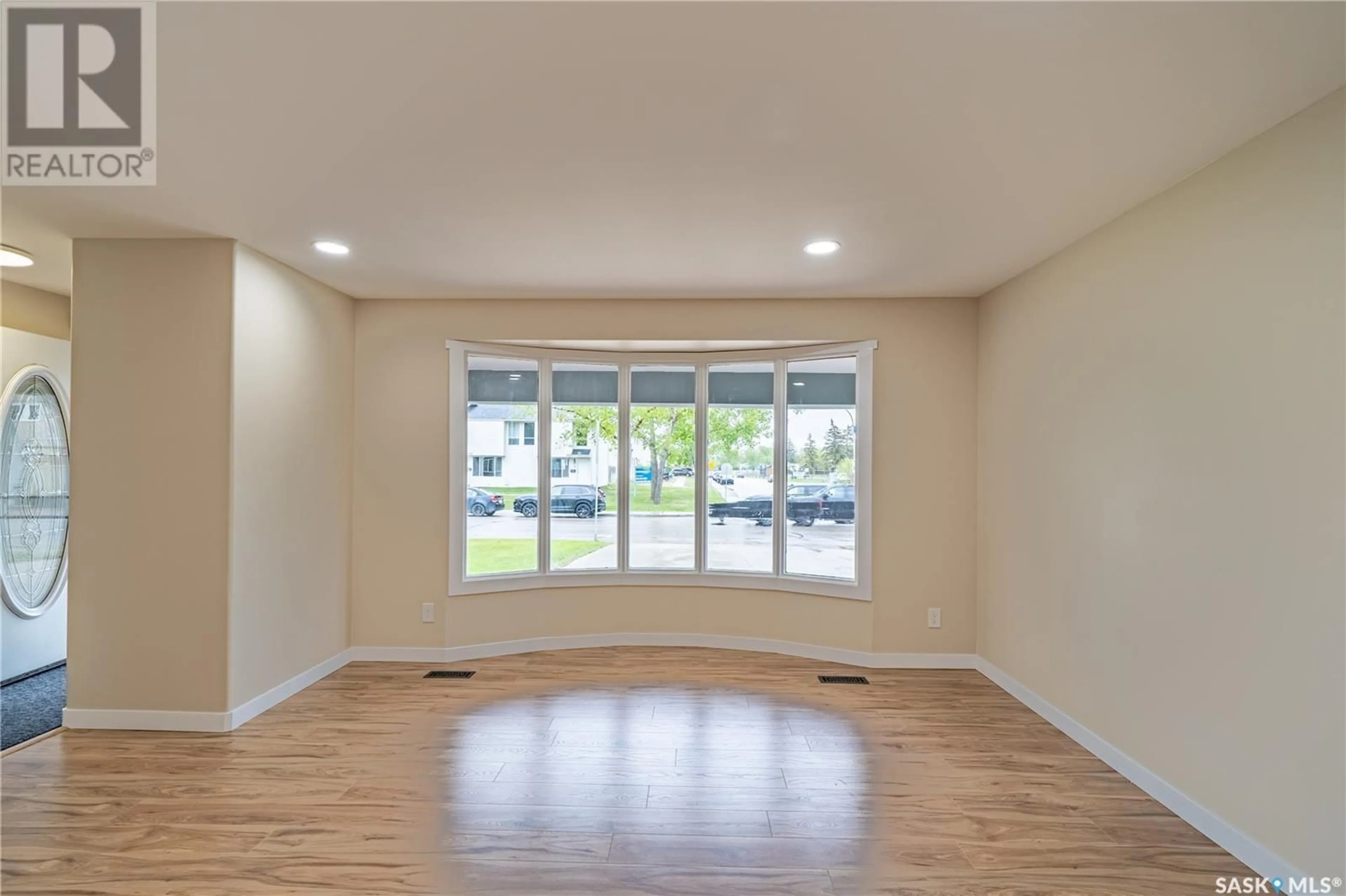 Unknown for 62 CAVENDISH STREET, Regina Saskatchewan S4N4M5