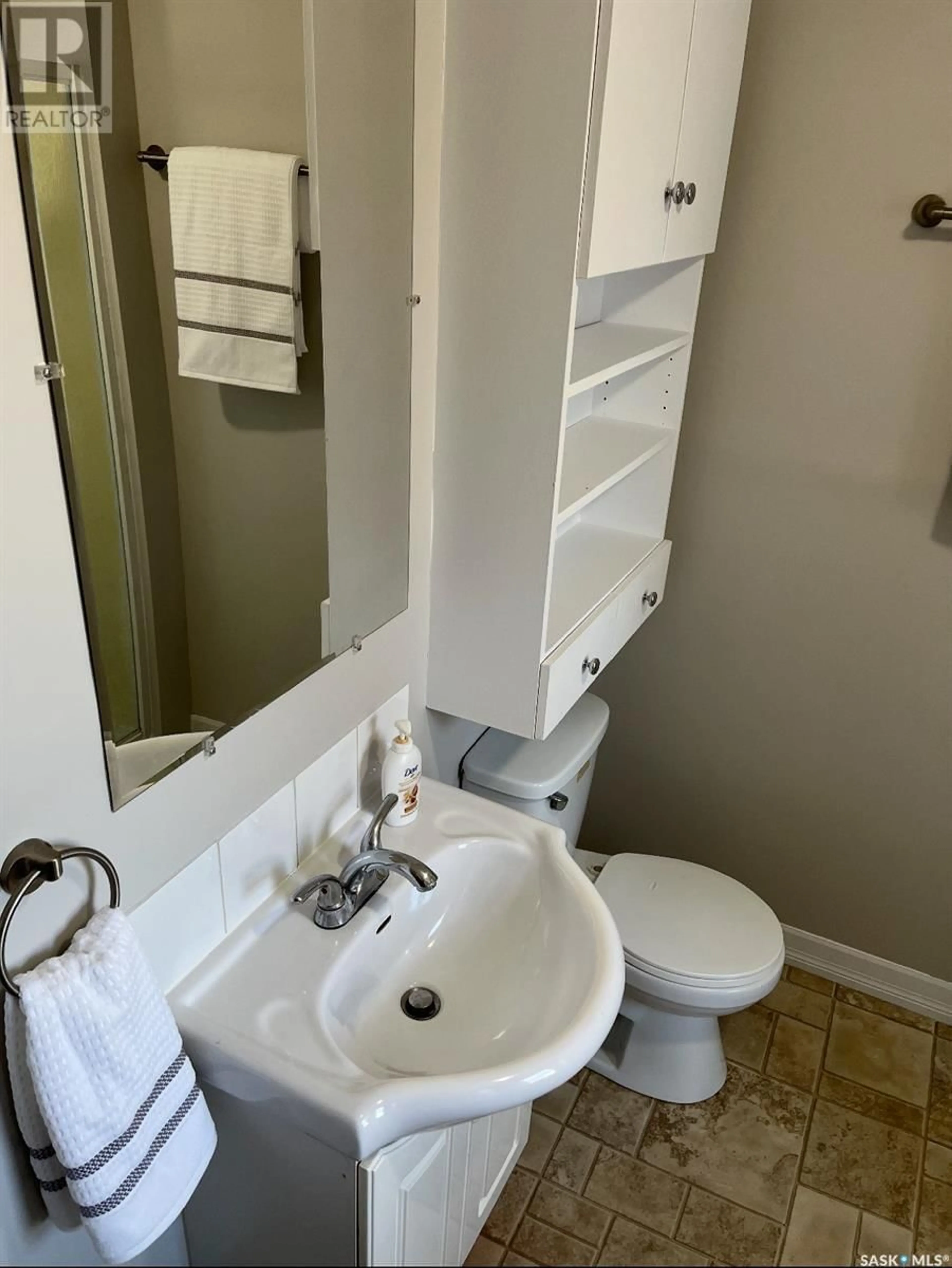 Standard bathroom, floor is not visible for 2033 FRANCIS STREET, Regina Saskatchewan S4N2P2