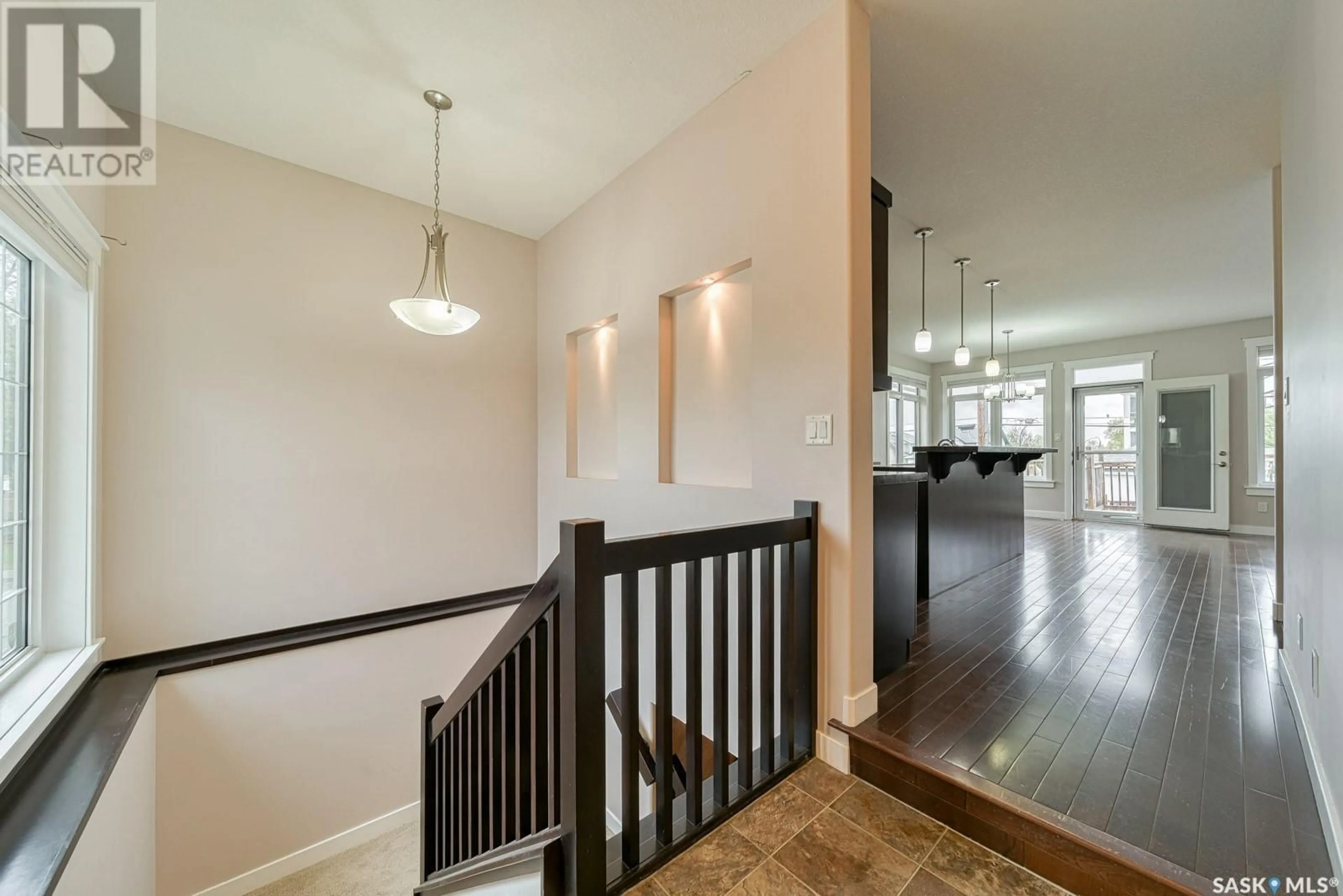 Indoor entryway for 1178 CAMPBELL STREET, Regina Saskatchewan S4T5P6