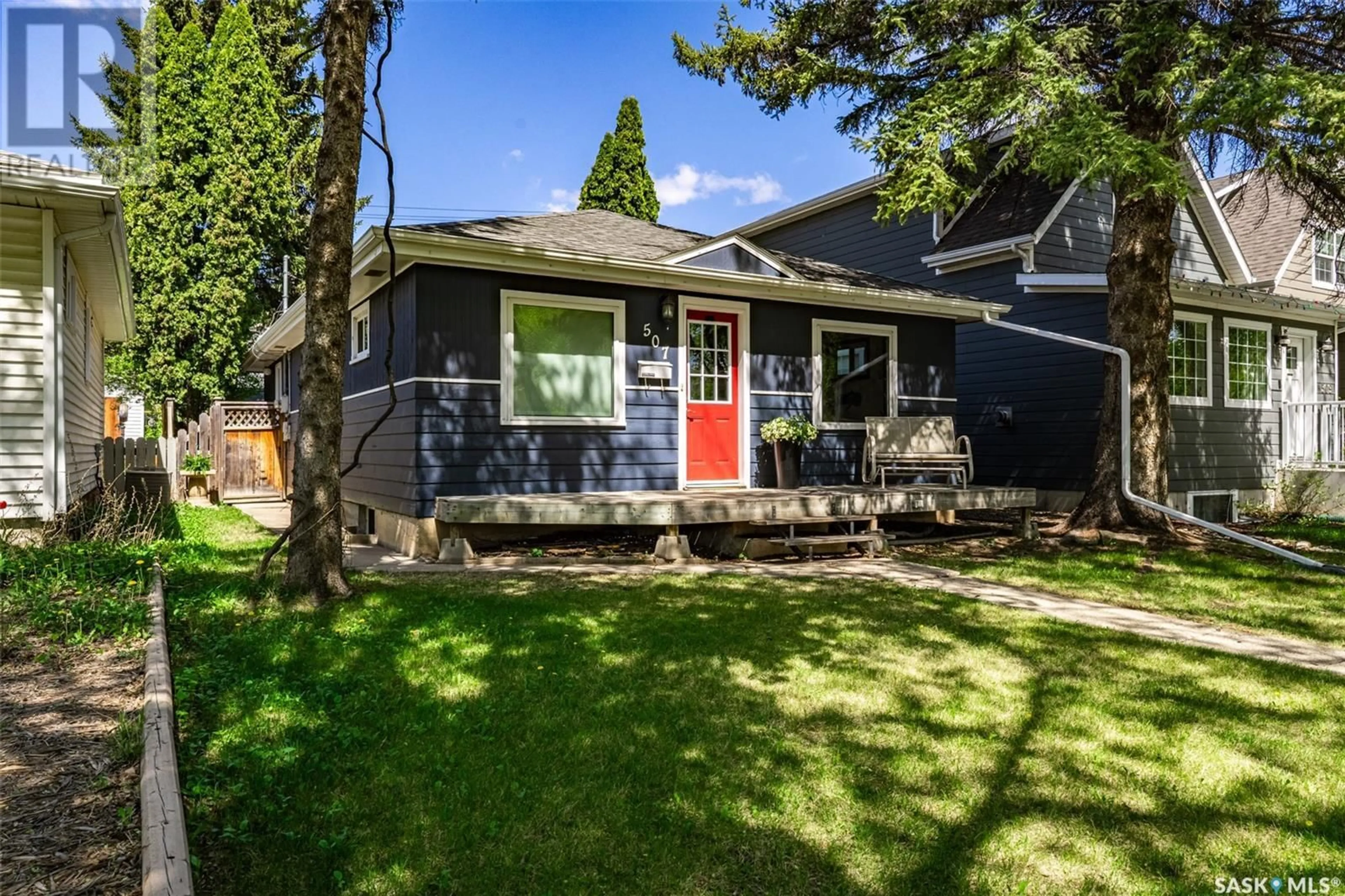 Home with vinyl exterior material, street for 507 2ND STREET, Saskatoon Saskatchewan S7H1P3