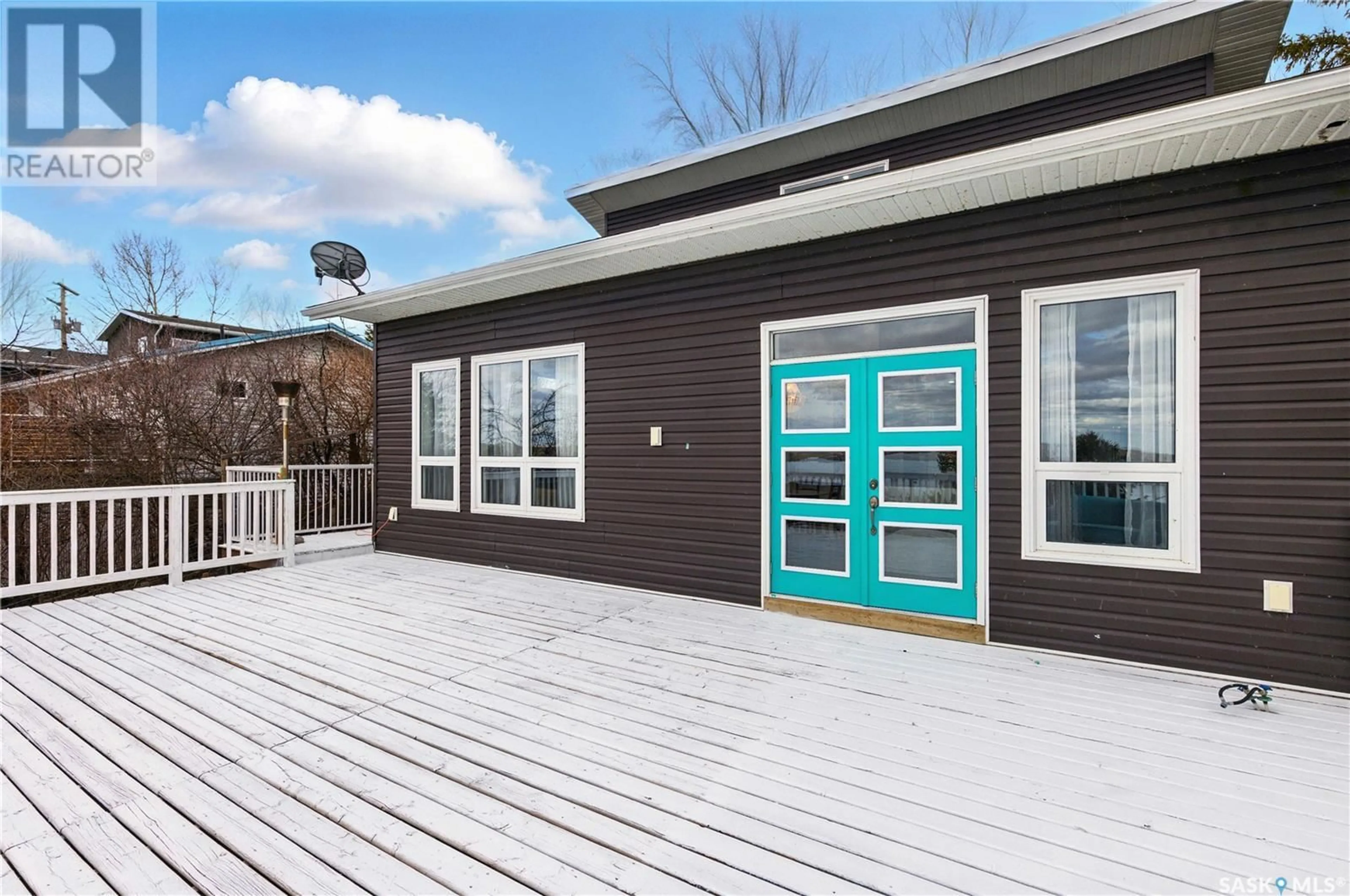 Home with vinyl exterior material, unknown for 32 MAWSON DRIVE, Shields Saskatchewan S7C0A2