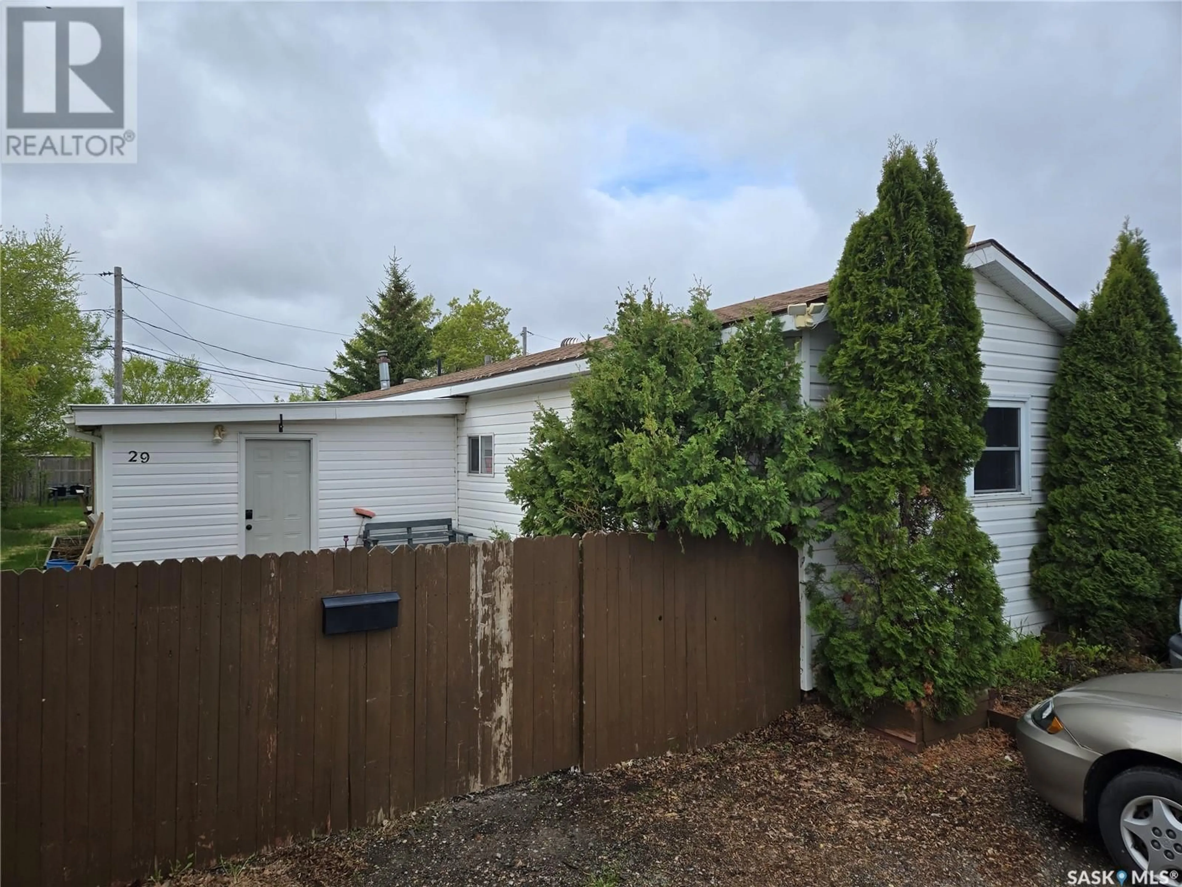 Unknown for 29 WALTERS COURT, Pilot Butte Saskatchewan S0G3Z0
