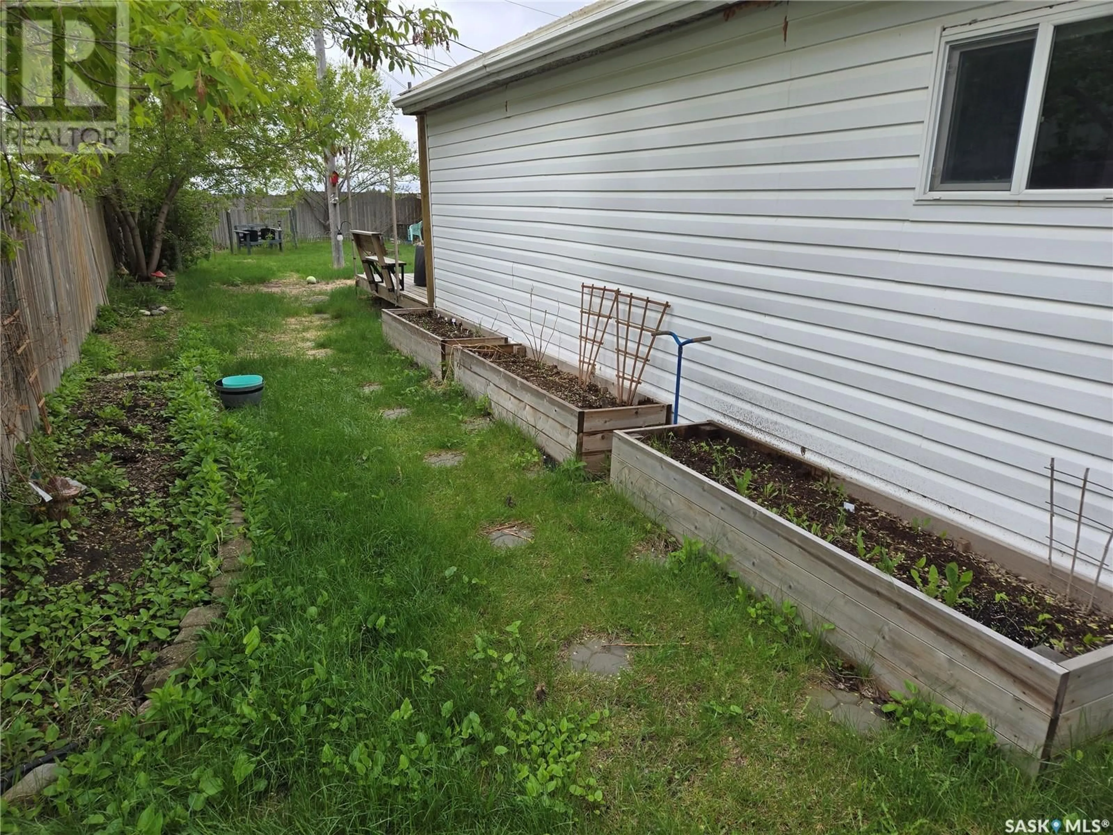 Shed for 29 WALTERS COURT, Pilot Butte Saskatchewan S0G3Z0
