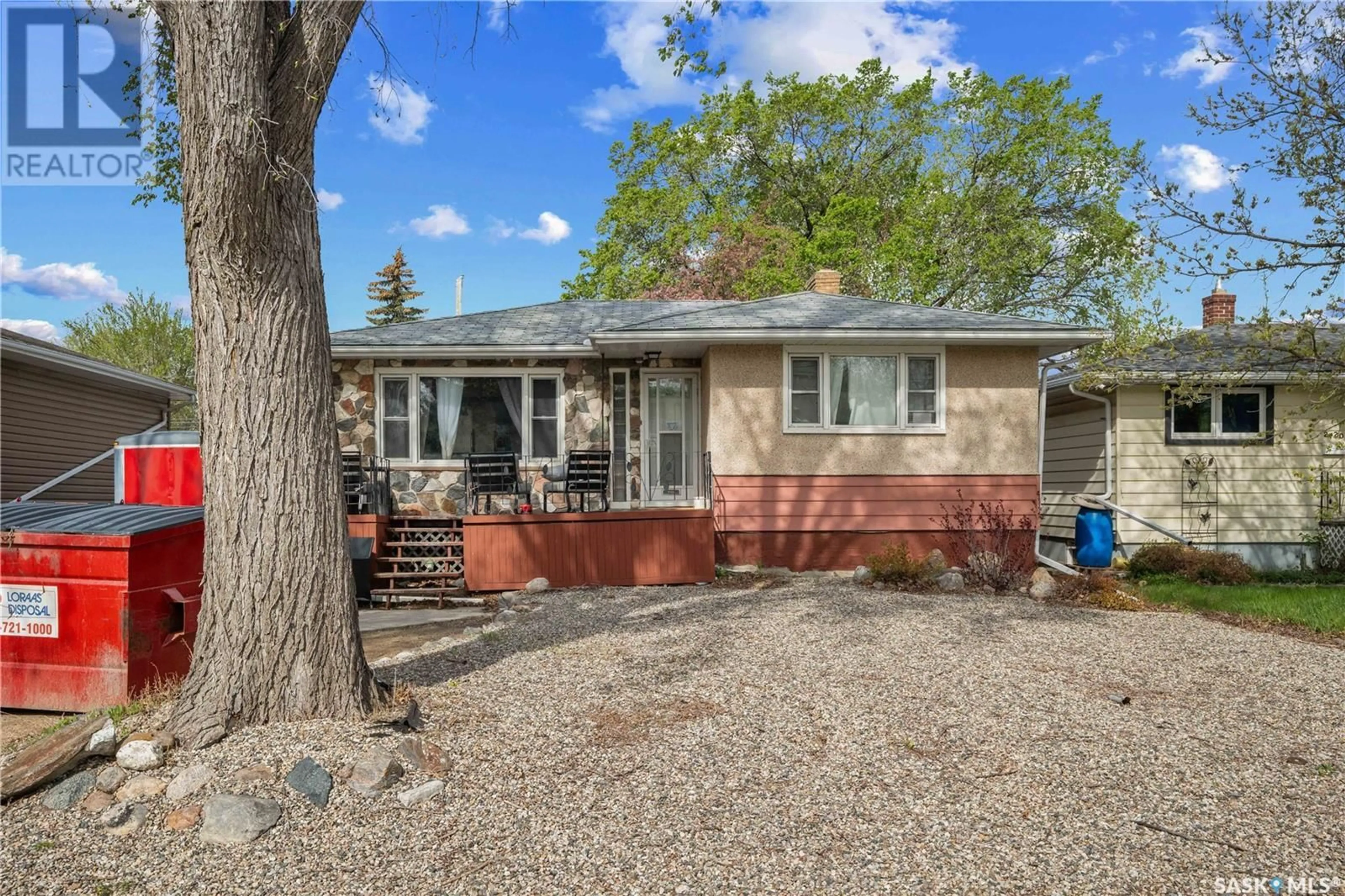 Home with vinyl exterior material, street for 2724 WINNIPEG STREET, Regina Saskatchewan S4P1H9