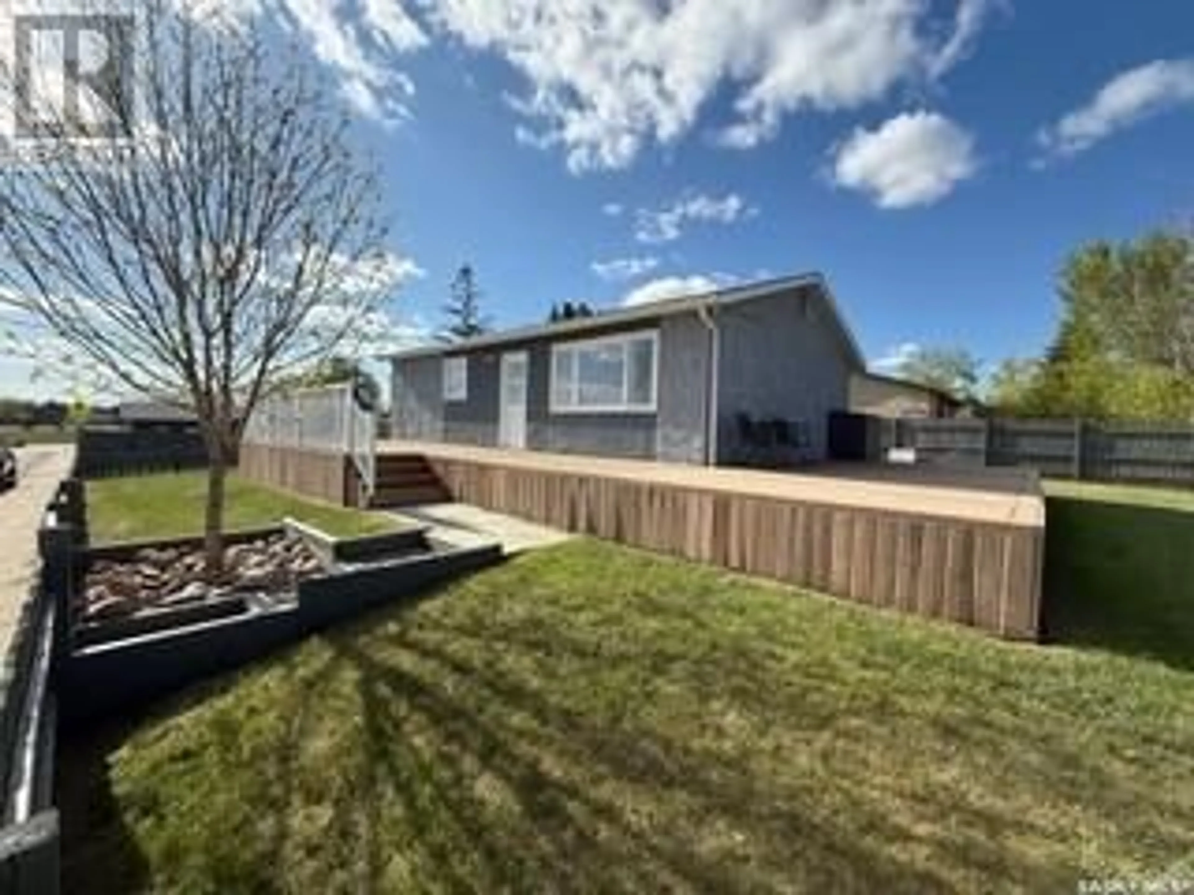 A pic from outside/outdoor area/front of a property/back of a property/a pic from drone, unknown for 1701 TRUDEAU STREET, North Battleford Saskatchewan S9A3B7