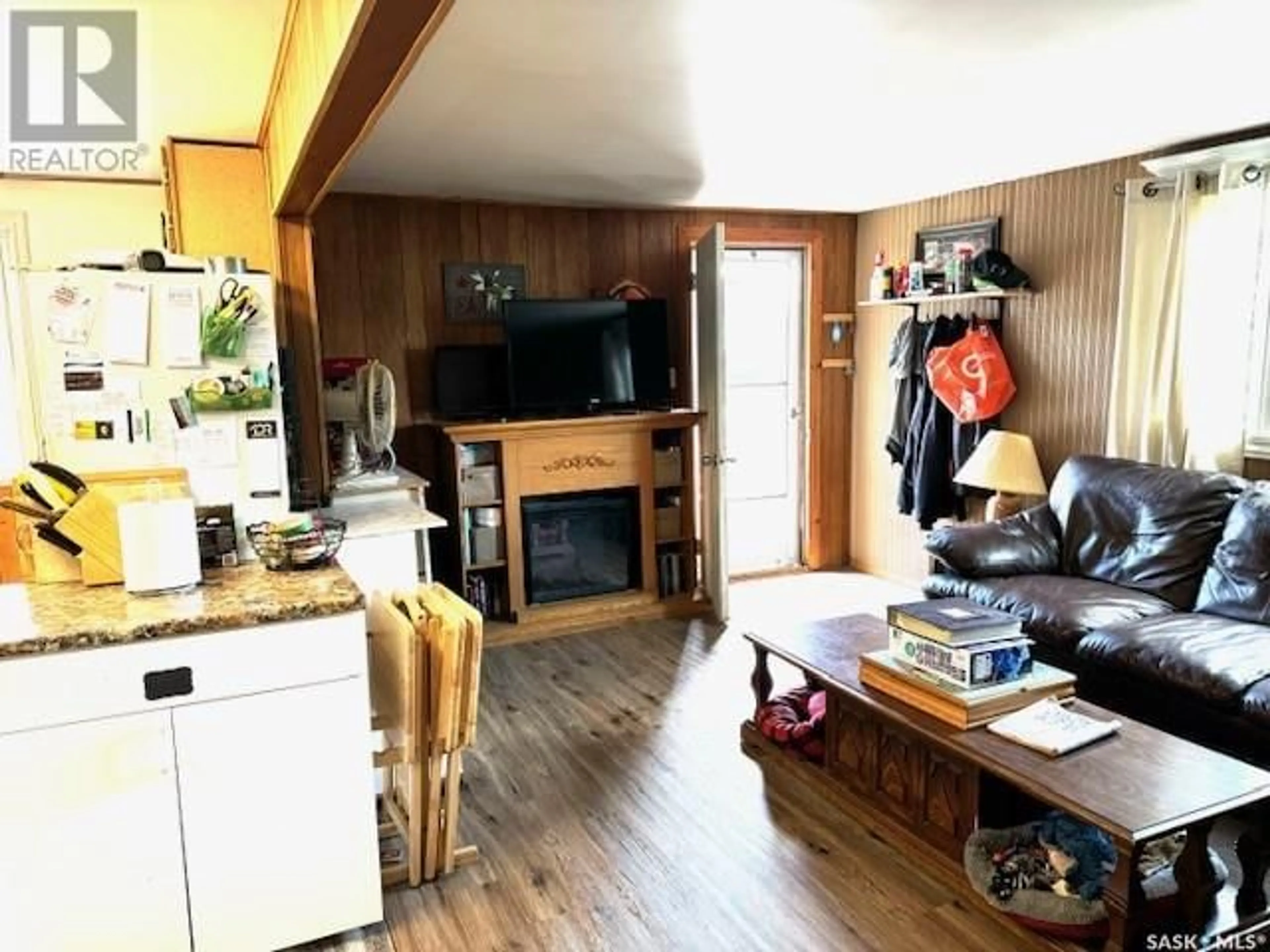A pic of a room for 9031 HUNTS COVE CRESCENT, Cochin Saskatchewan S0M0L0
