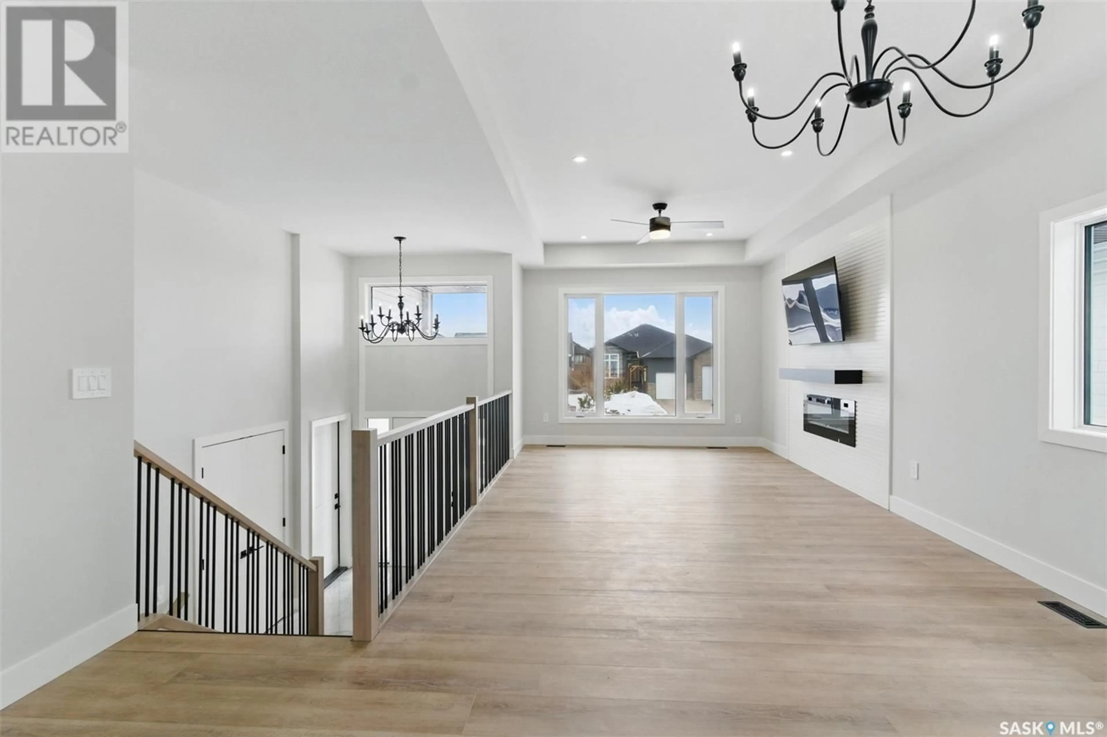 Indoor entryway for 602 WEIR CRESCENT, Warman Saskatchewan S0K4S4