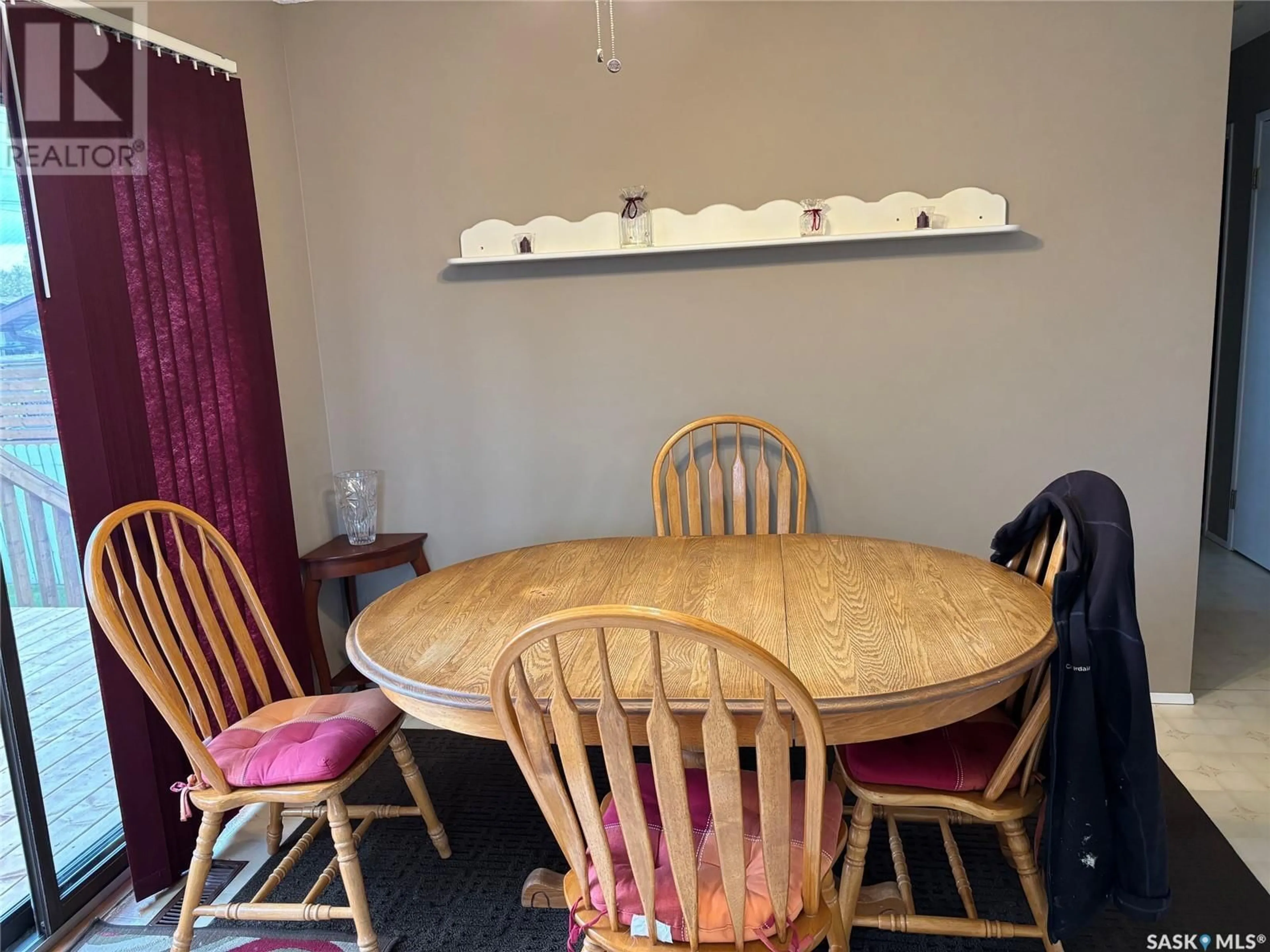 Dining room, unknown for 411 KENDERDINE DRIVE, Saskatoon Saskatchewan S7N3S2