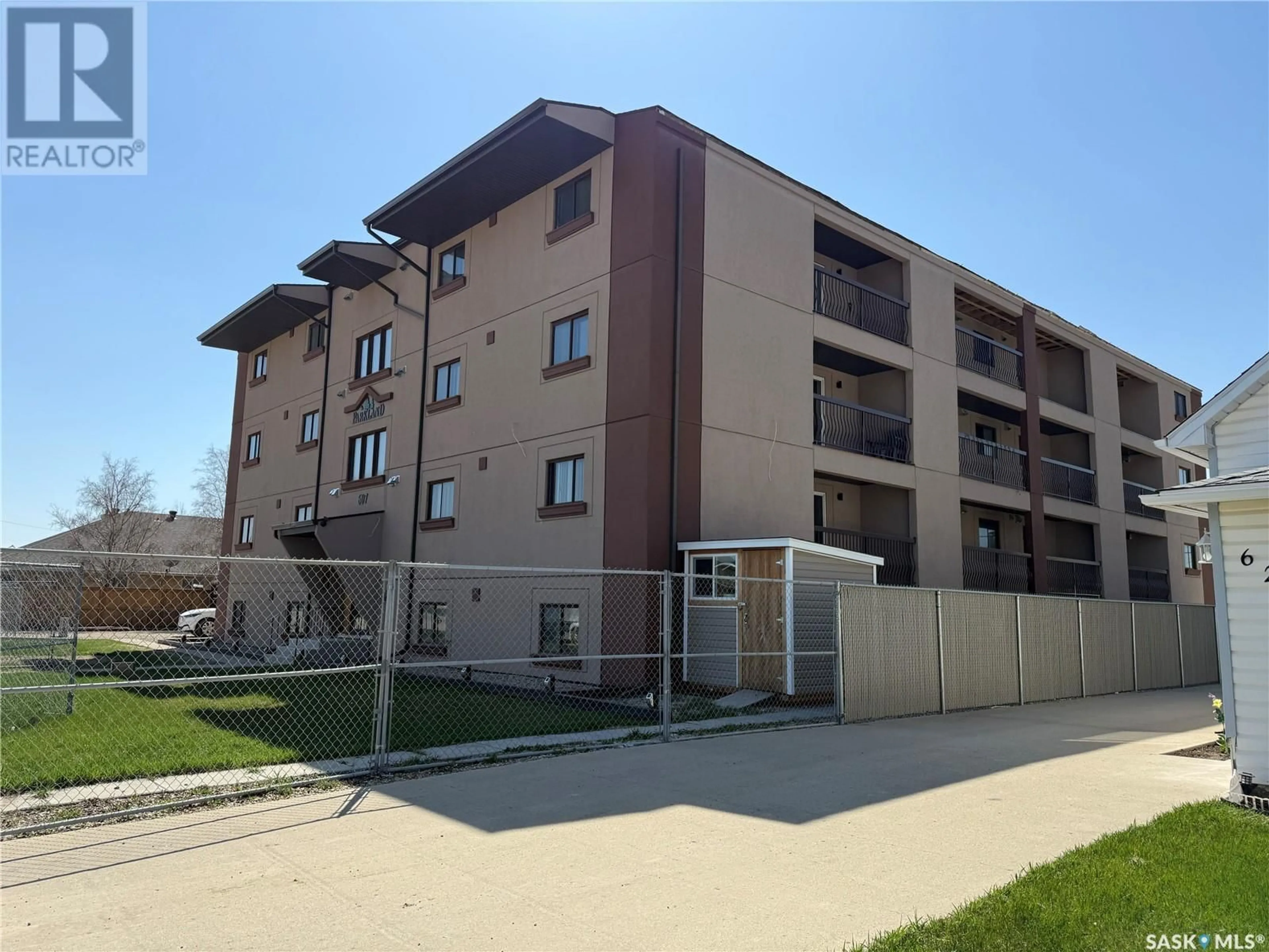 Unknown for 104 607 10TH STREET, Humboldt Saskatchewan S0K2A0