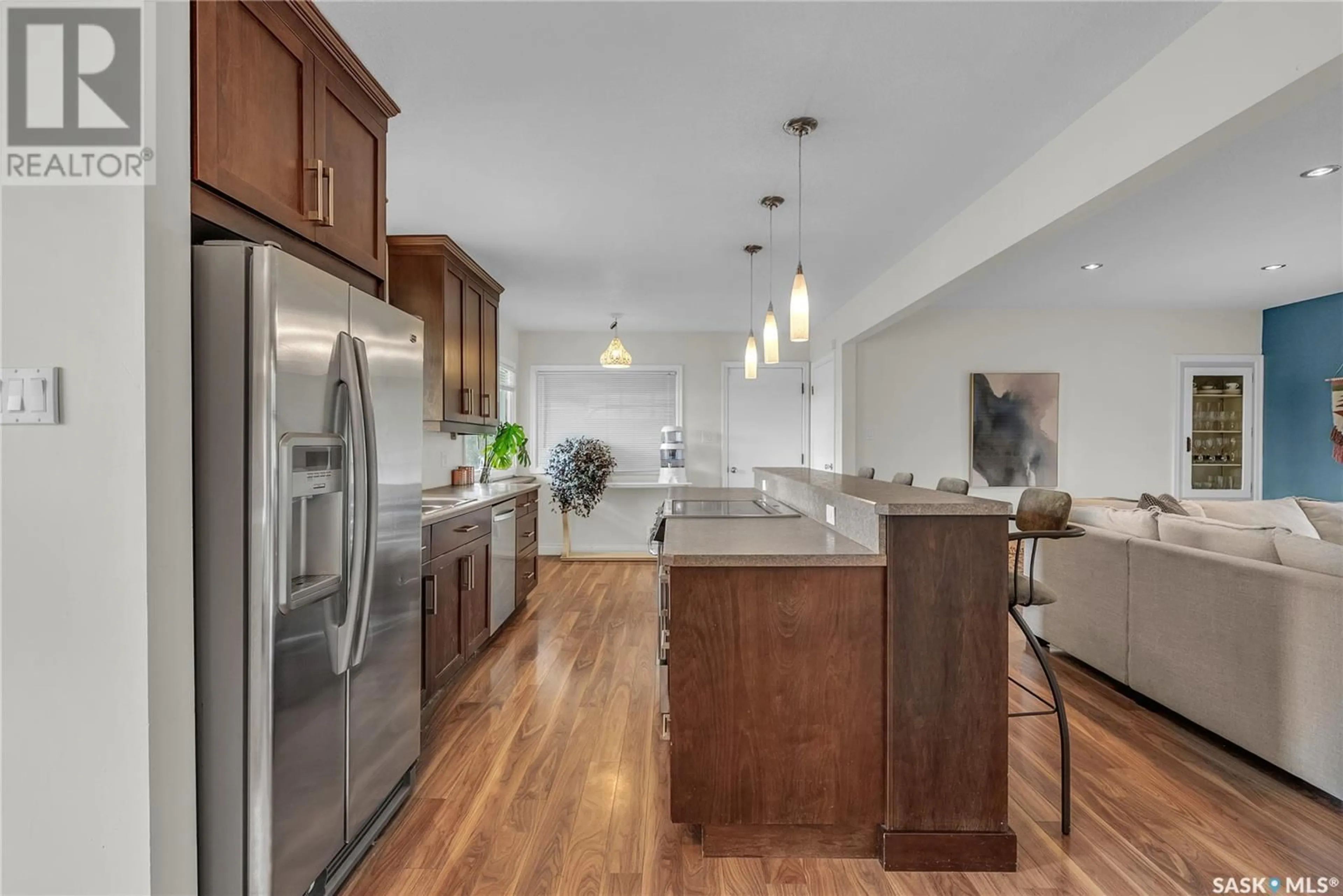 Open concept kitchen, unknown for 505 HILLIARD STREET, Saskatoon Saskatchewan S7J0E9