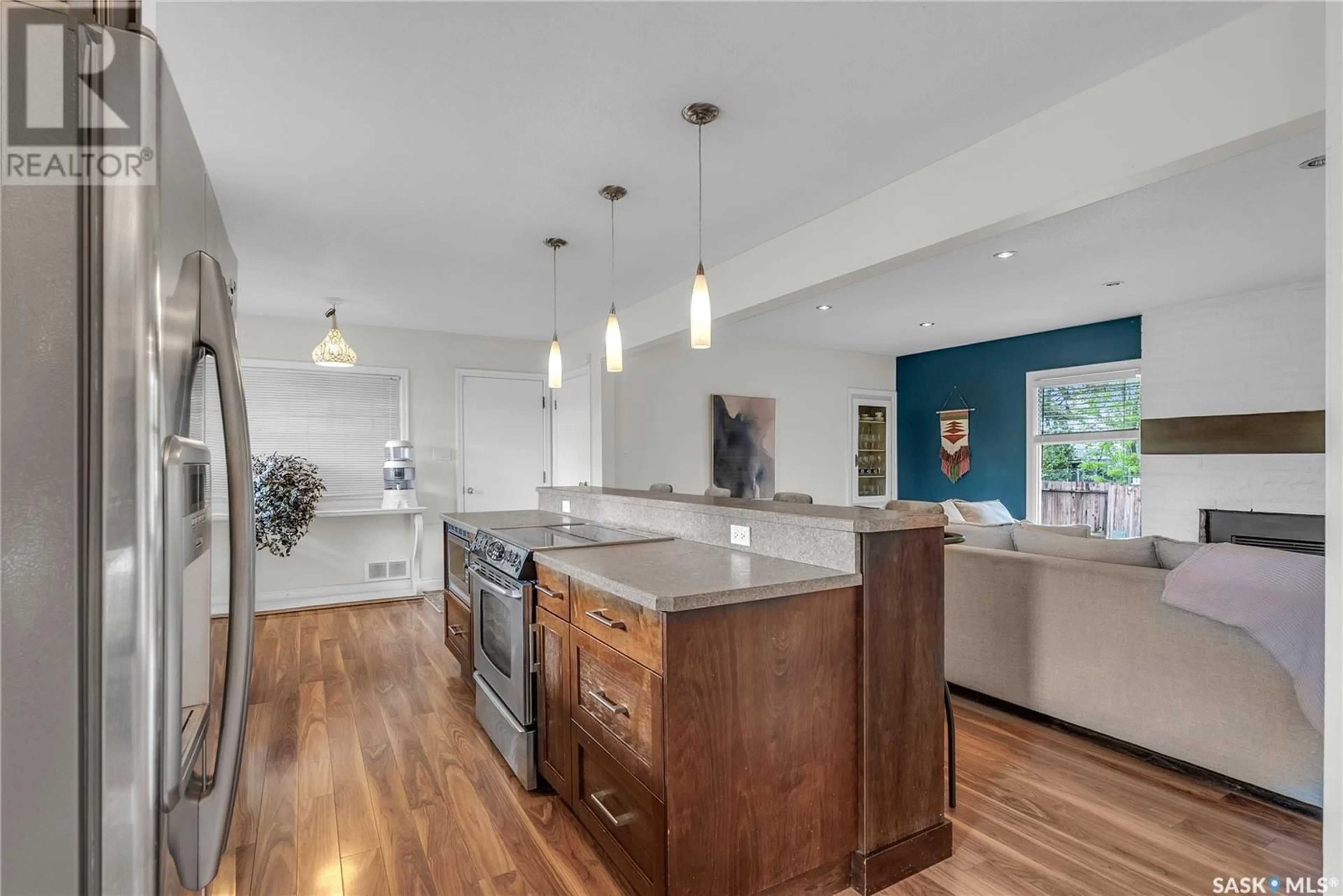Open concept kitchen, unknown for 505 HILLIARD STREET, Saskatoon Saskatchewan S7J0E9