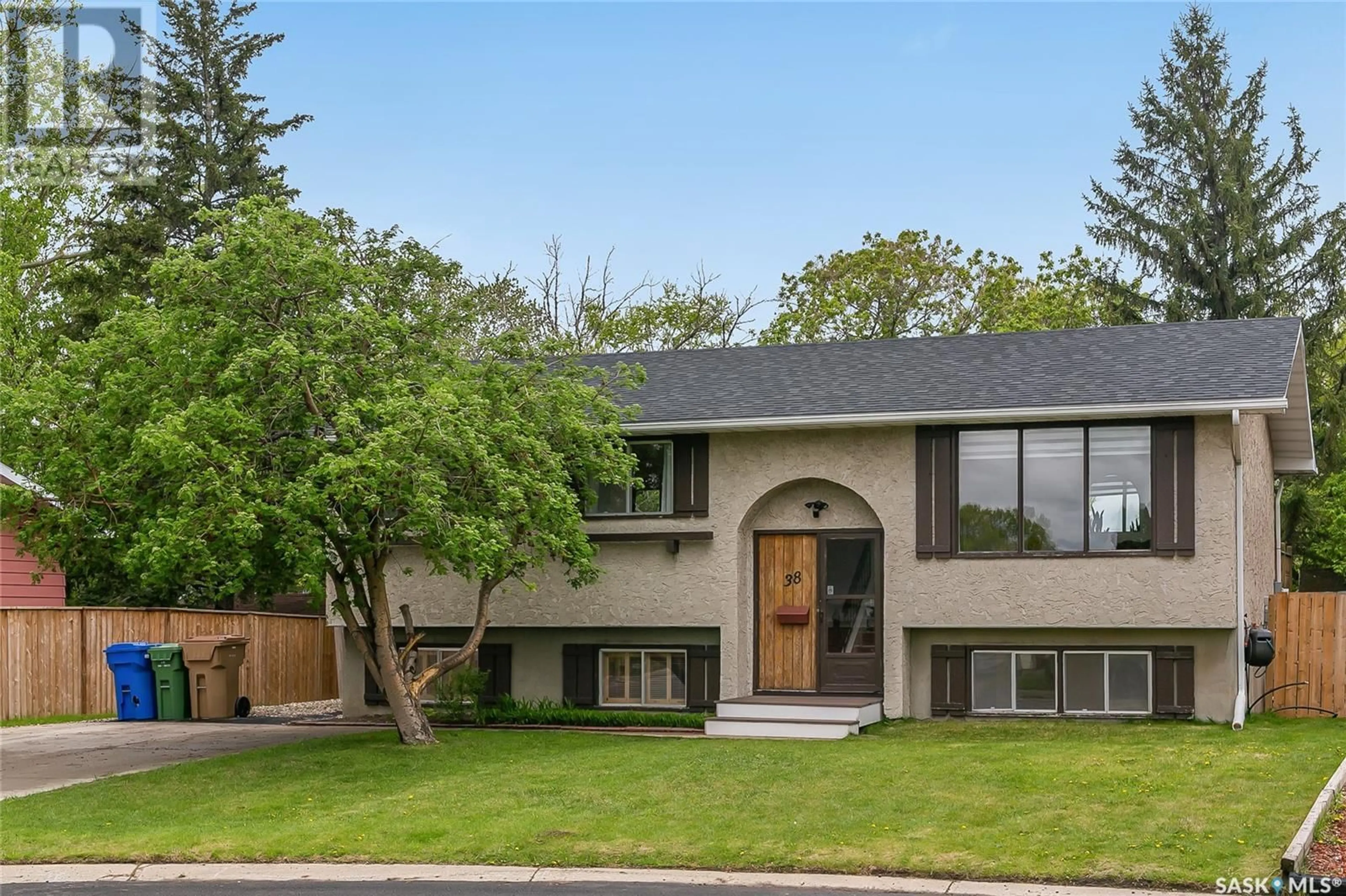 Home with brick exterior material, street for 38 YINGST BAY, Regina Saskatchewan S4N5B6