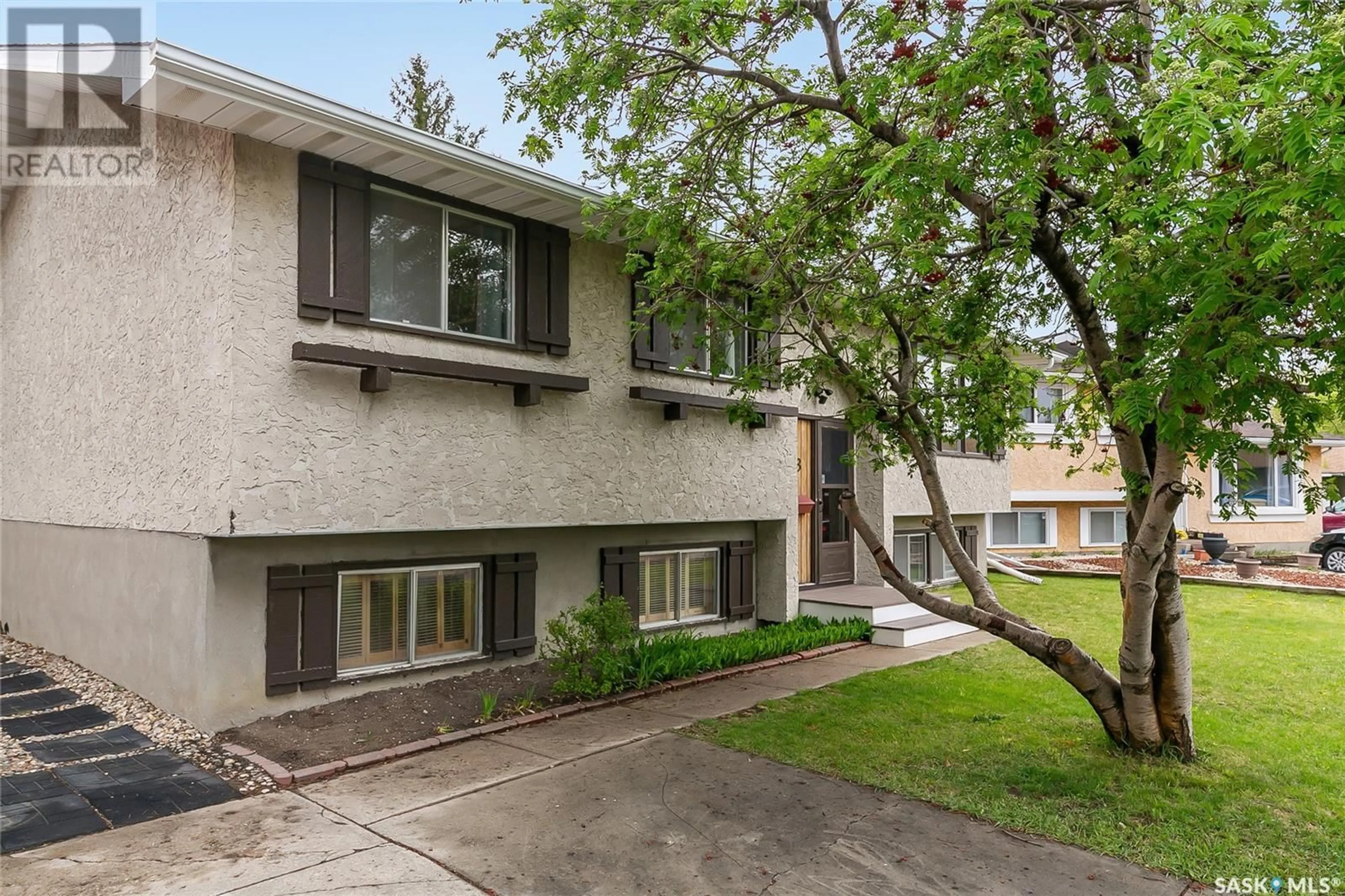 Unknown for 38 YINGST BAY, Regina Saskatchewan S4N5B6