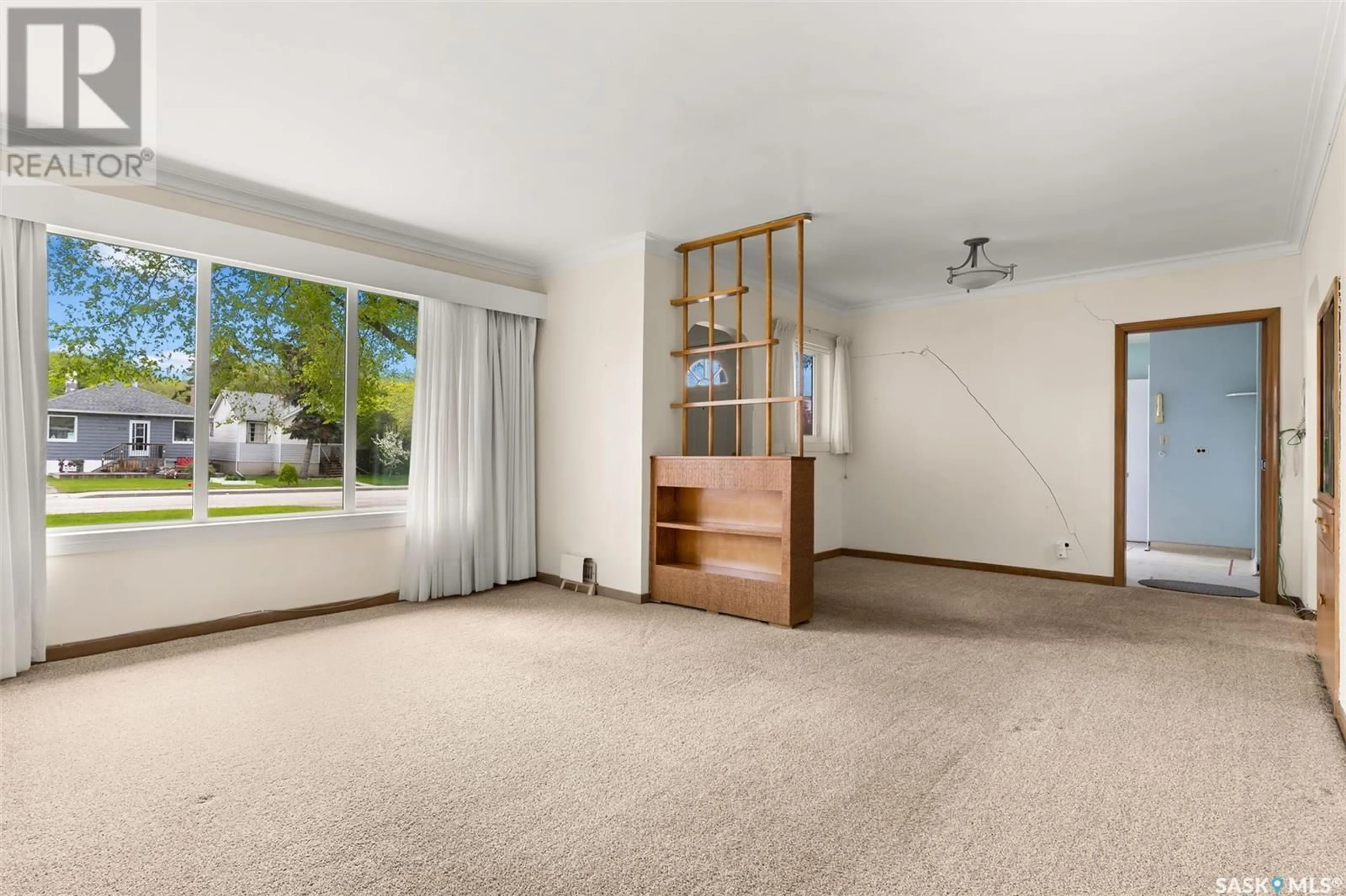 A pic of a room for 2716 WINNIPEG STREET, Regina Saskatchewan S4P1H9