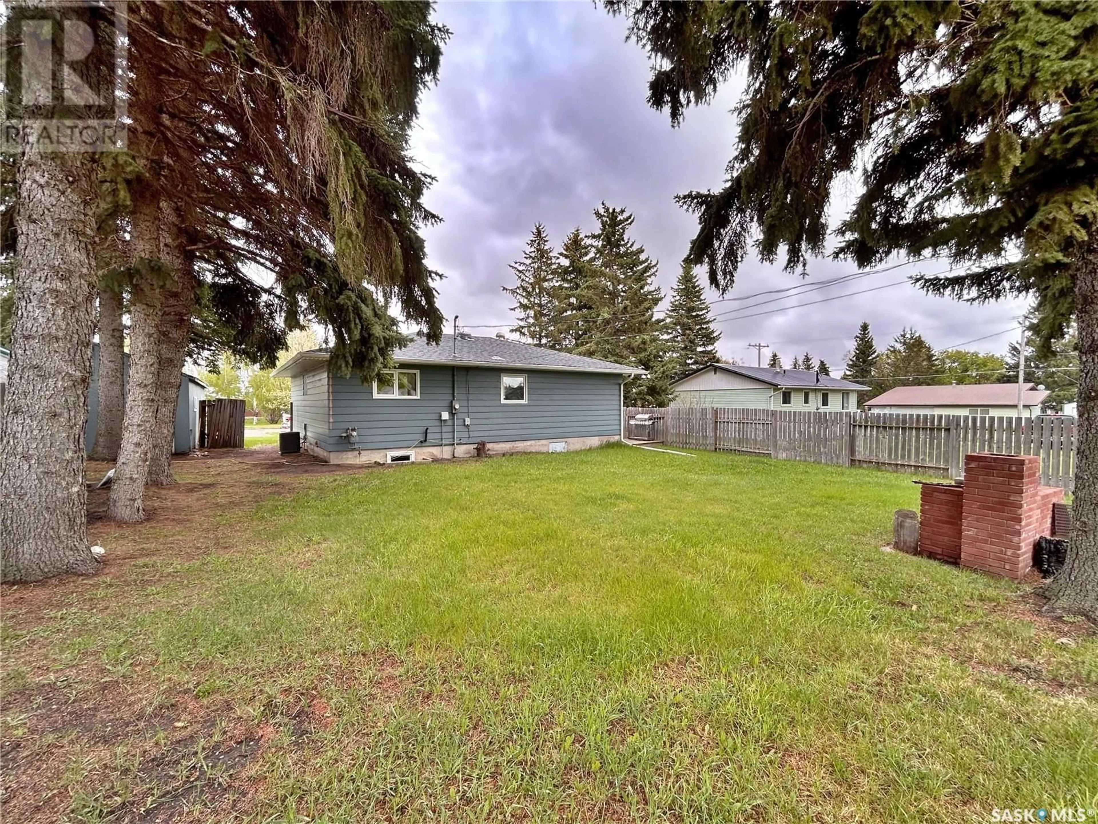 A pic from outside/outdoor area/front of a property/back of a property/a pic from drone, street for 202 WILFRED STREET, Wawota Saskatchewan S0G5A0