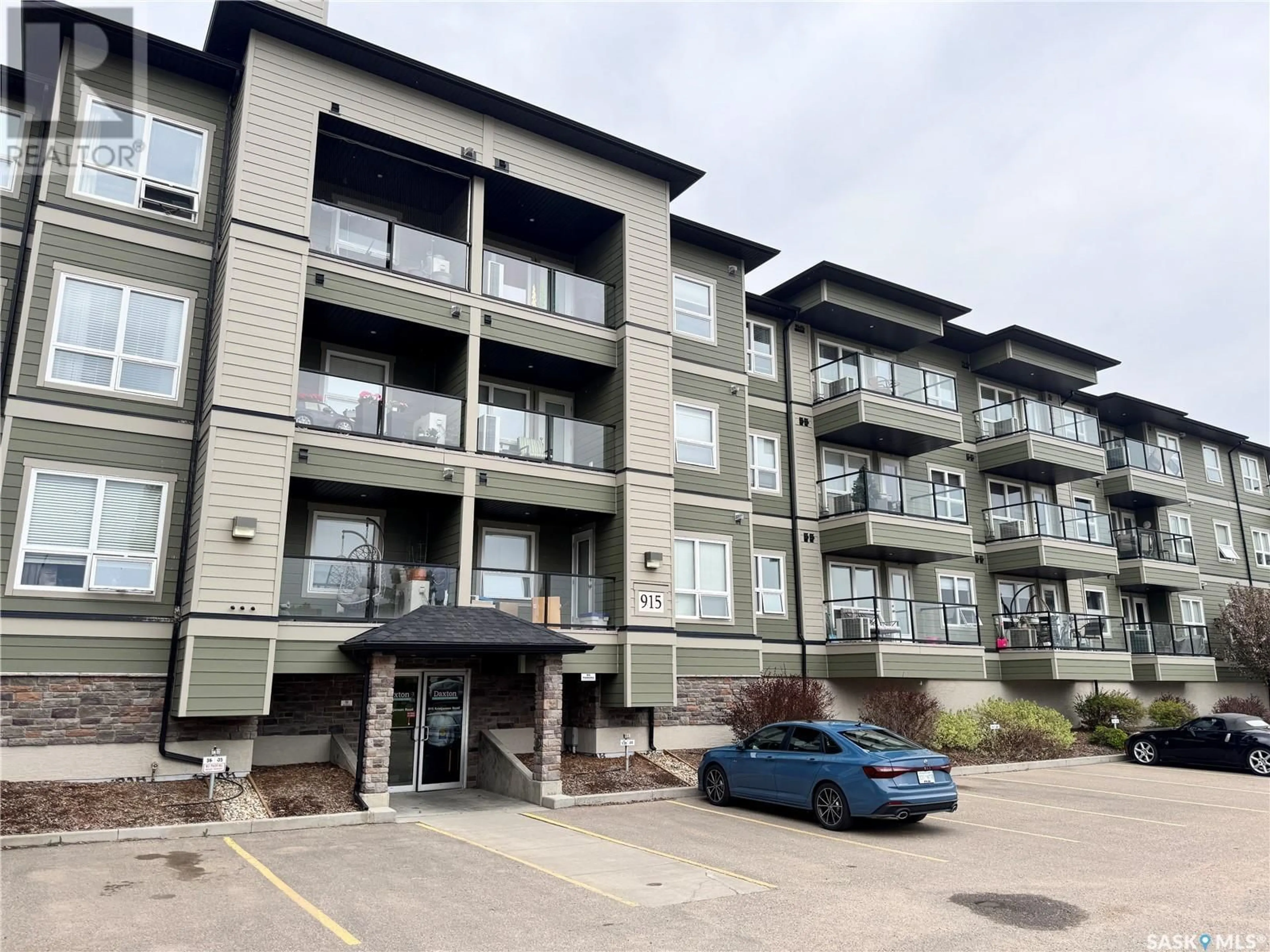 A pic from outside/outdoor area/front of a property/back of a property/a pic from drone, building for 915 - 221 KRISTJANSON ROAD, Saskatoon Saskatchewan S7S0B1